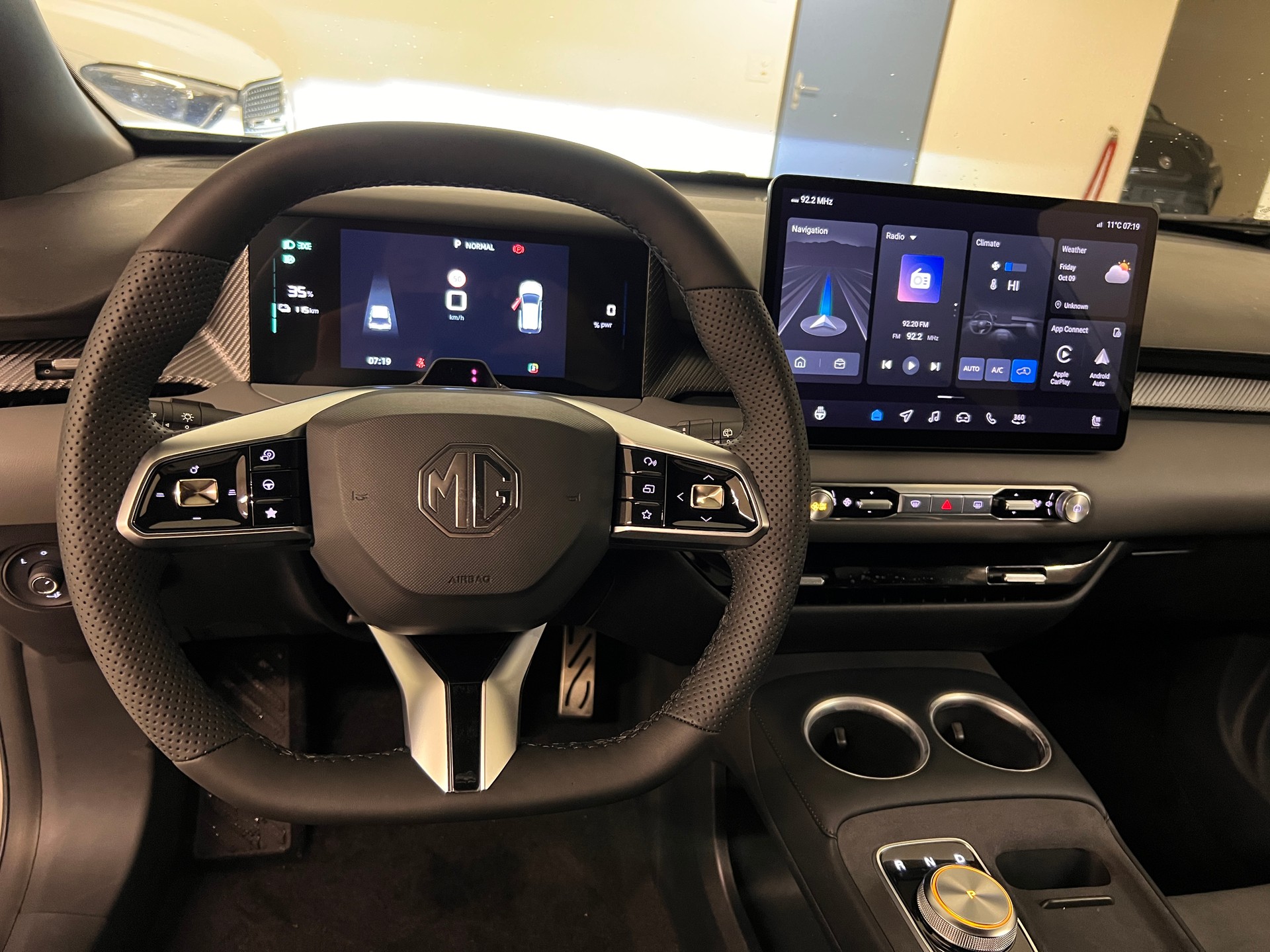 MG 4 EV 64kWh Xpower AWD-image-10