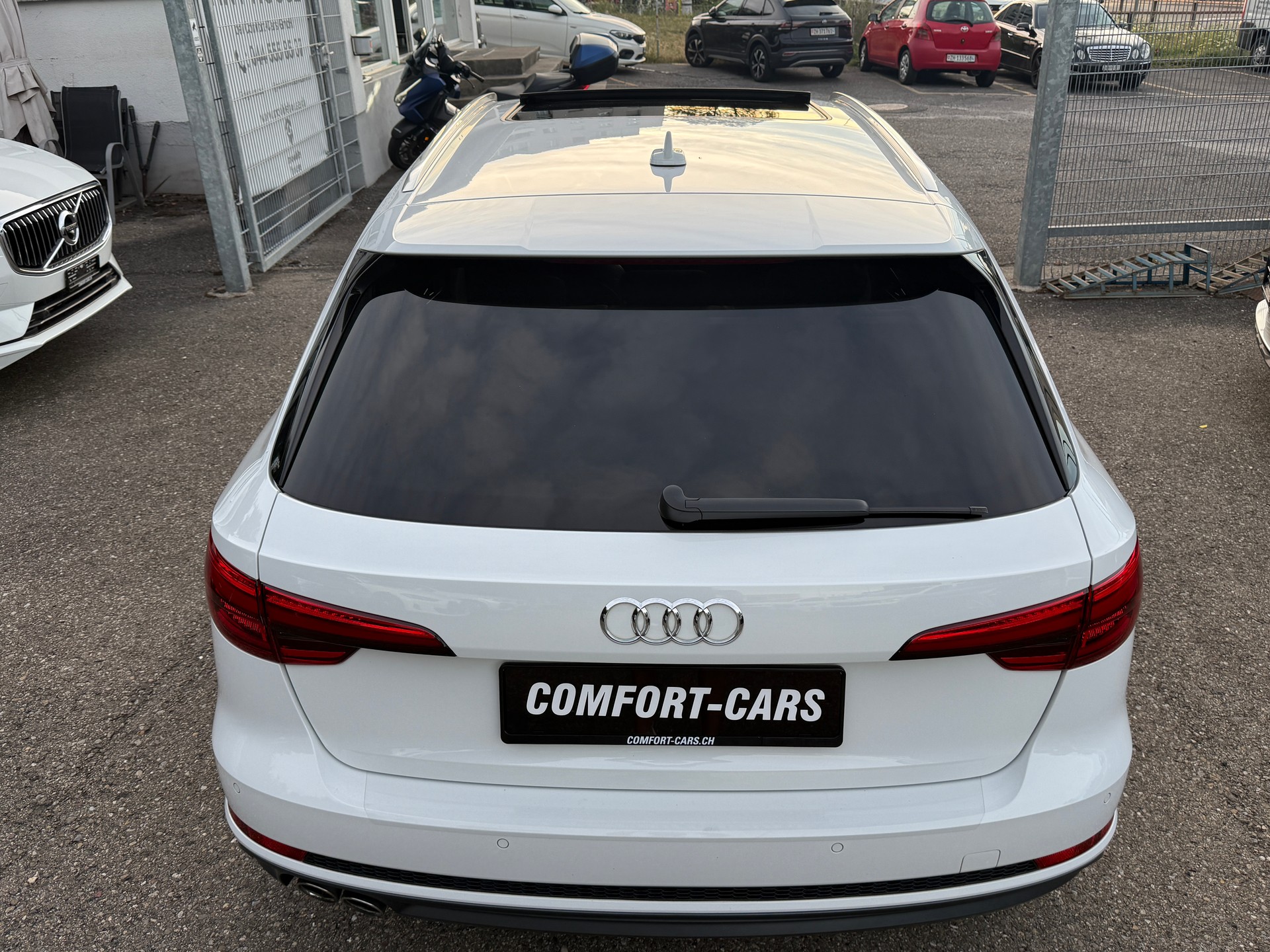 AUDI A4 Avant 2.0 TDI Sport S-tronic *KW Gewindefahrwerk*20"Räder*S-Line-image-4