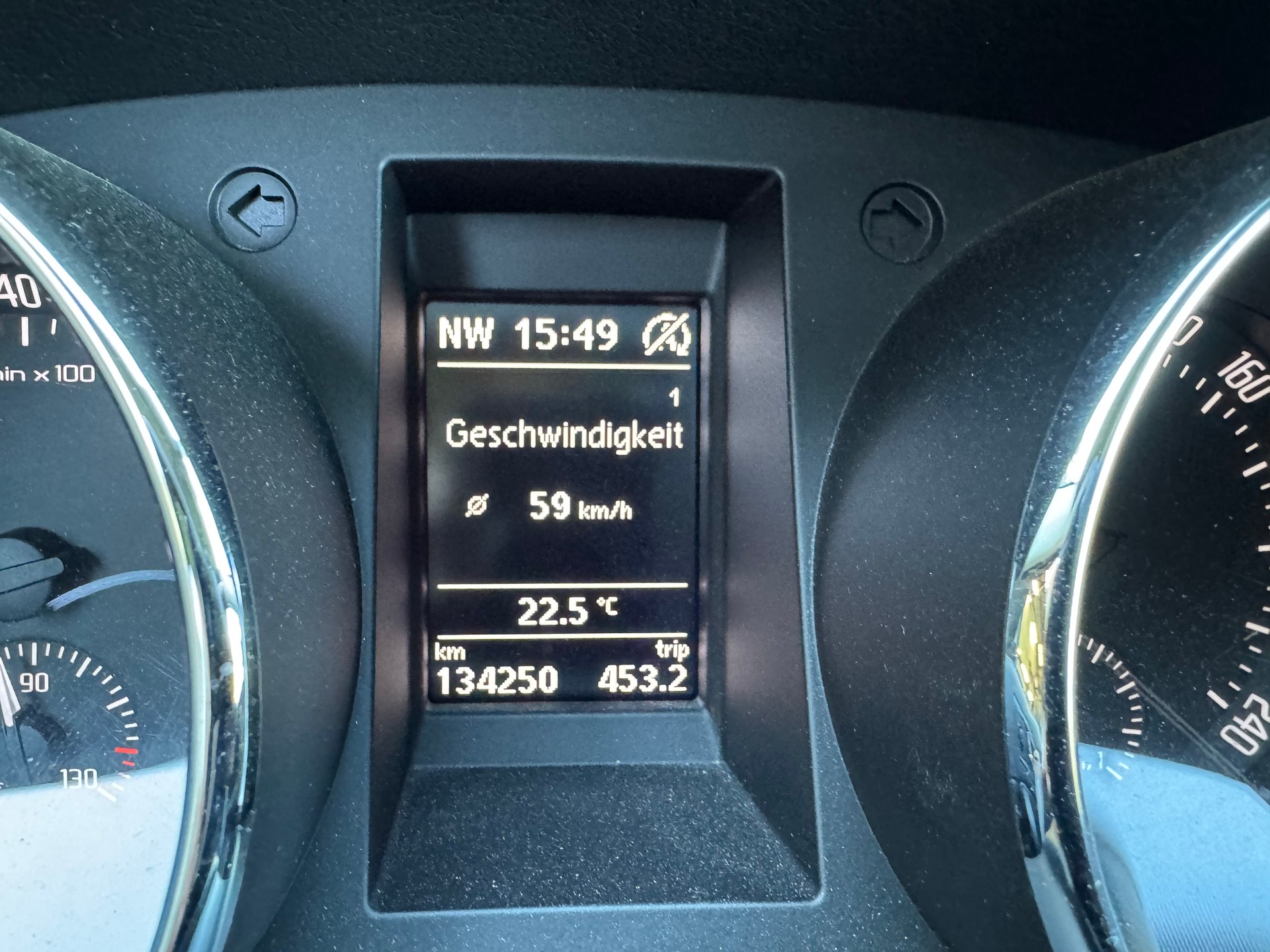 SKODA Yeti 1.4 TSI Style Outdoor 4x4 DSG-image-11