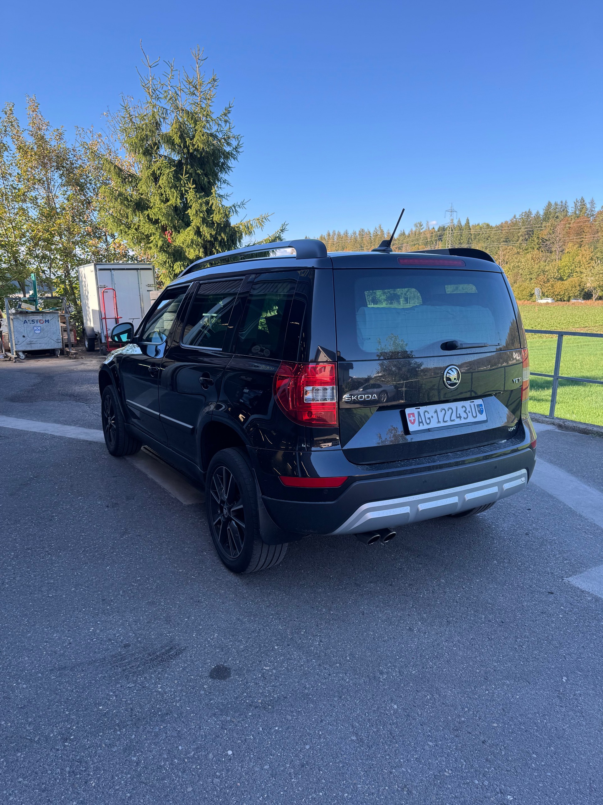 SKODA Yeti 1.4 TSI Style Outdoor 4x4 DSG-image-4