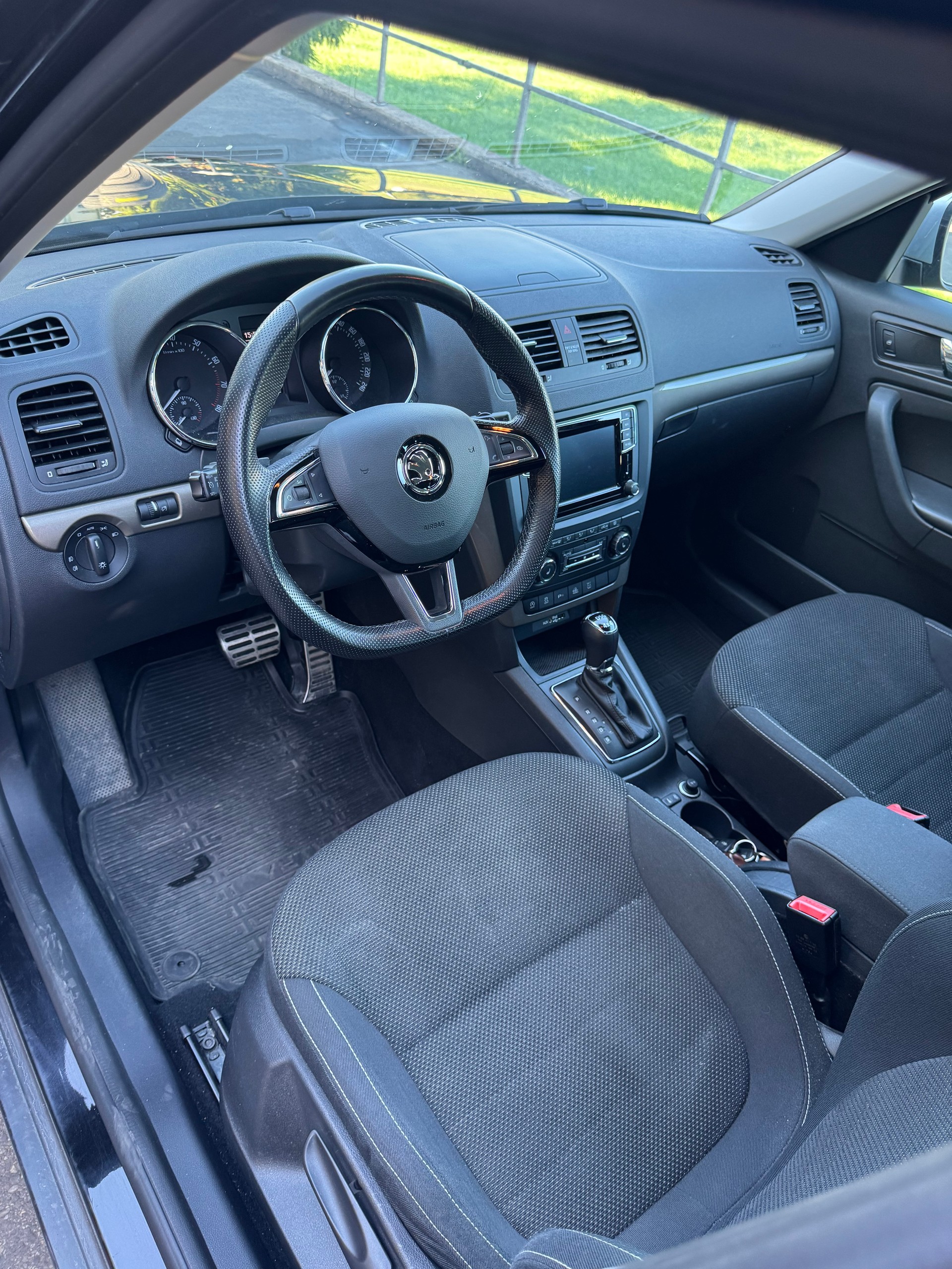 SKODA Yeti 1.4 TSI Style Outdoor 4x4 DSG-image-7