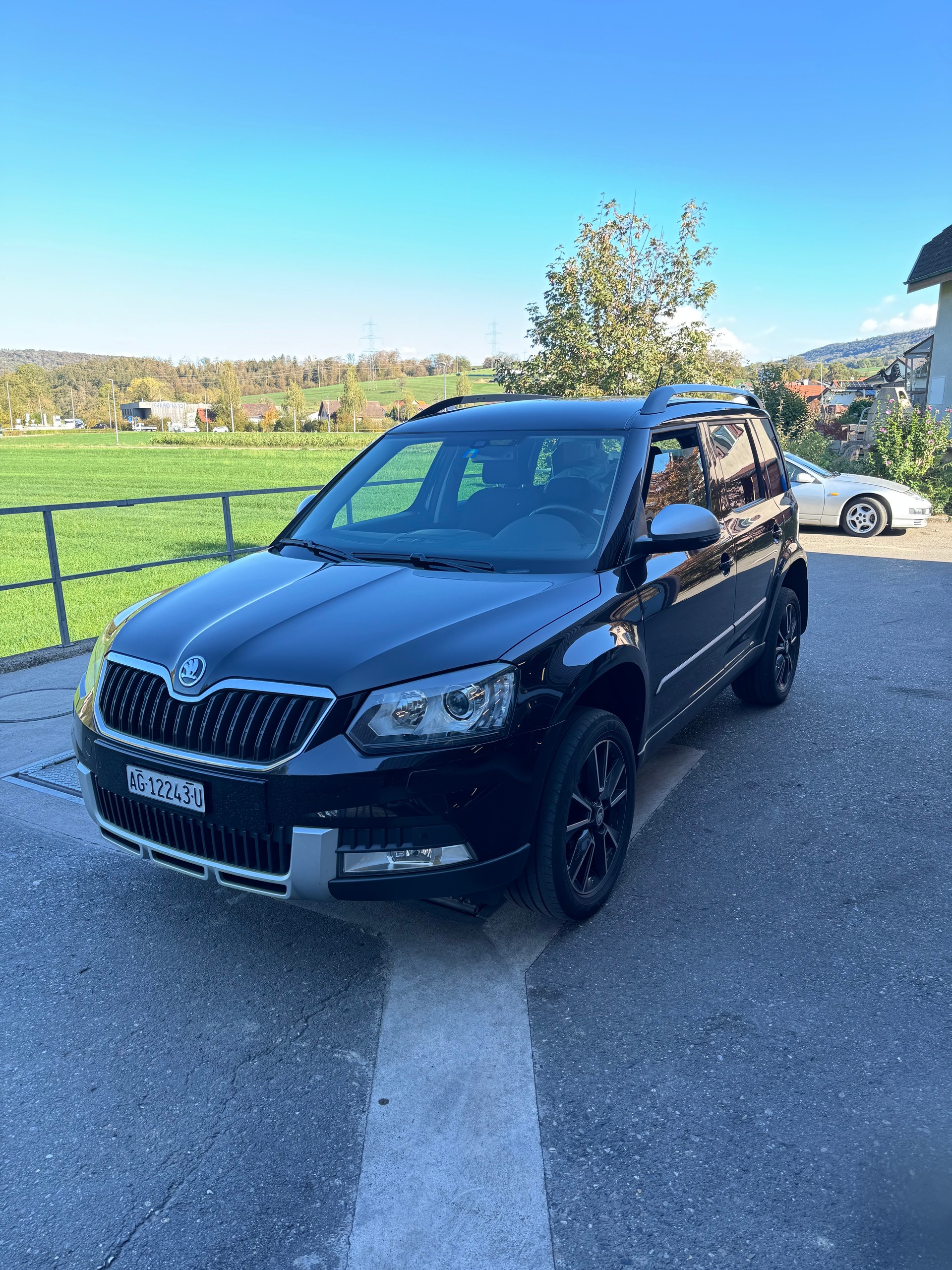 SKODA Yeti 1.4 TSI Style Outdoor 4x4 DSG-image-1