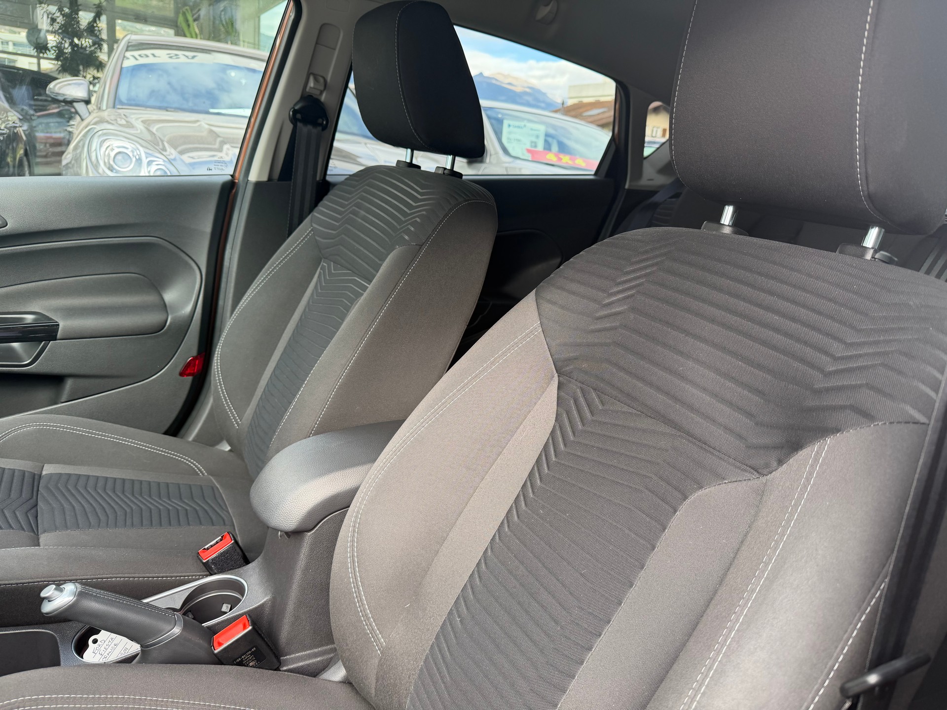 FORD Fiesta 1.0 SCTi Titanium-image-11