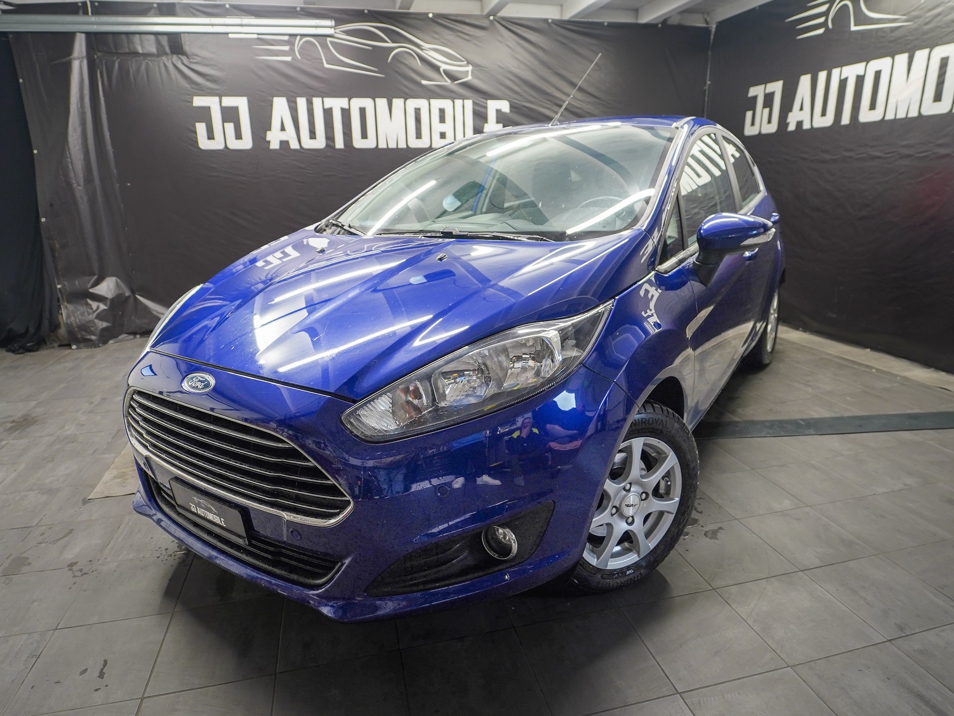 FORD Fiesta 1.0 SCTi Trend PowerShift
