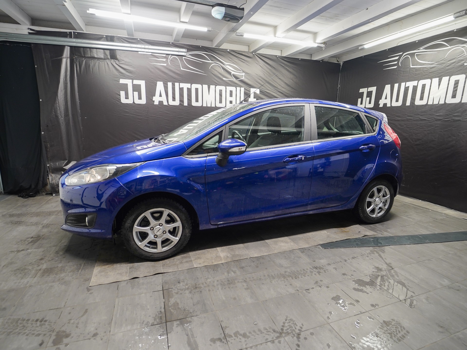 FORD Fiesta 1.0 SCTi Trend PowerShift-image-4