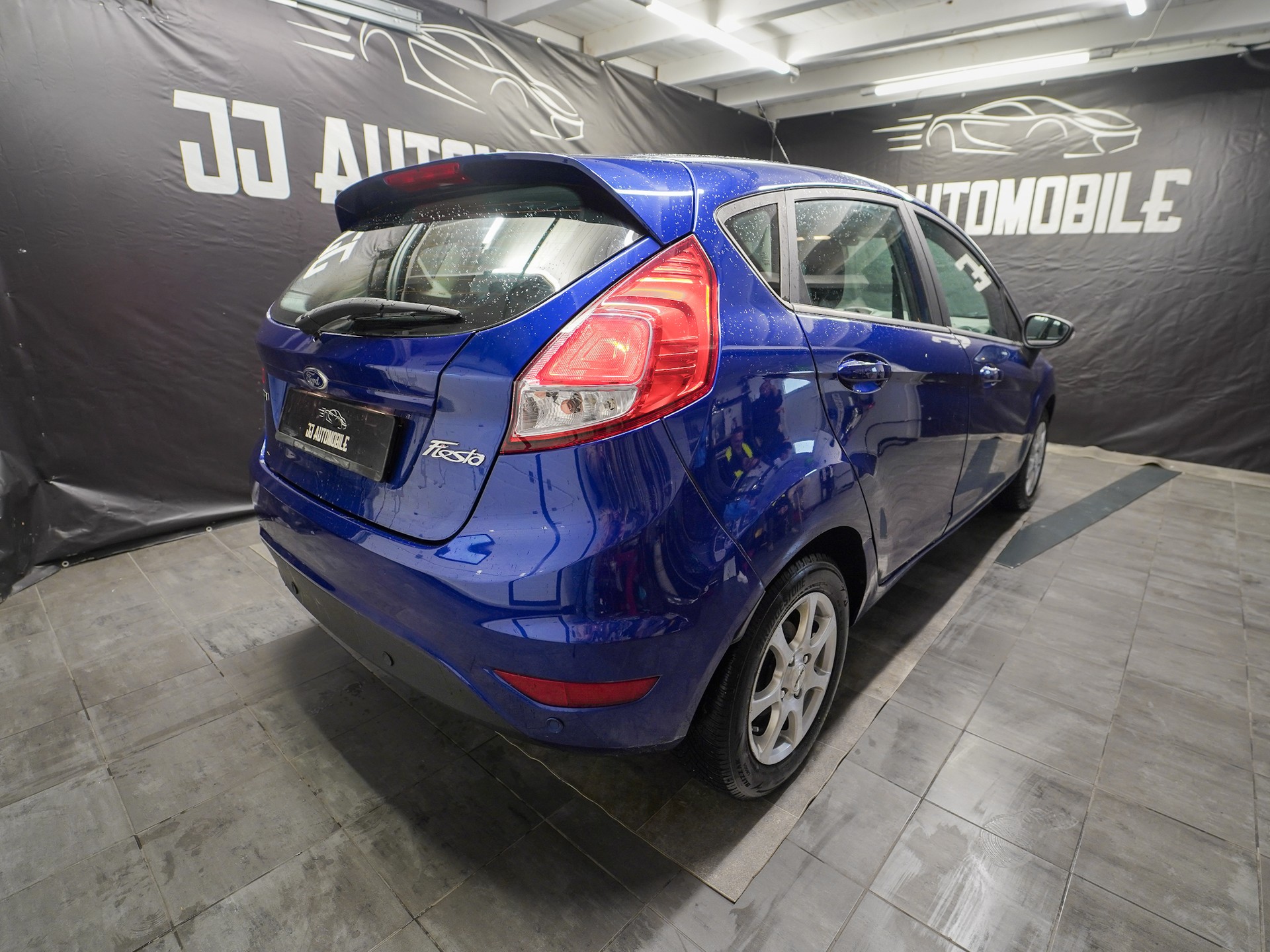 FORD Fiesta 1.0 SCTi Trend PowerShift-image-6