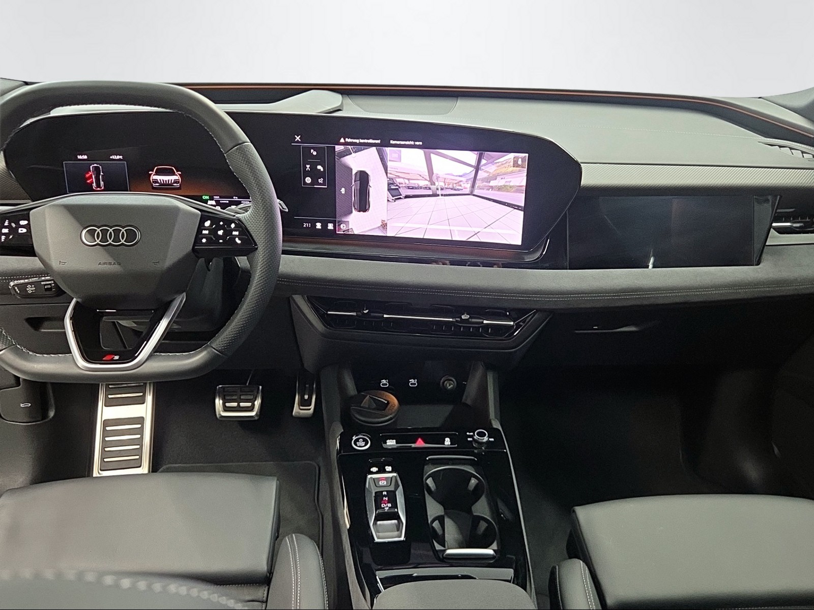 AUDI Q6 e-tron quattro-image-10