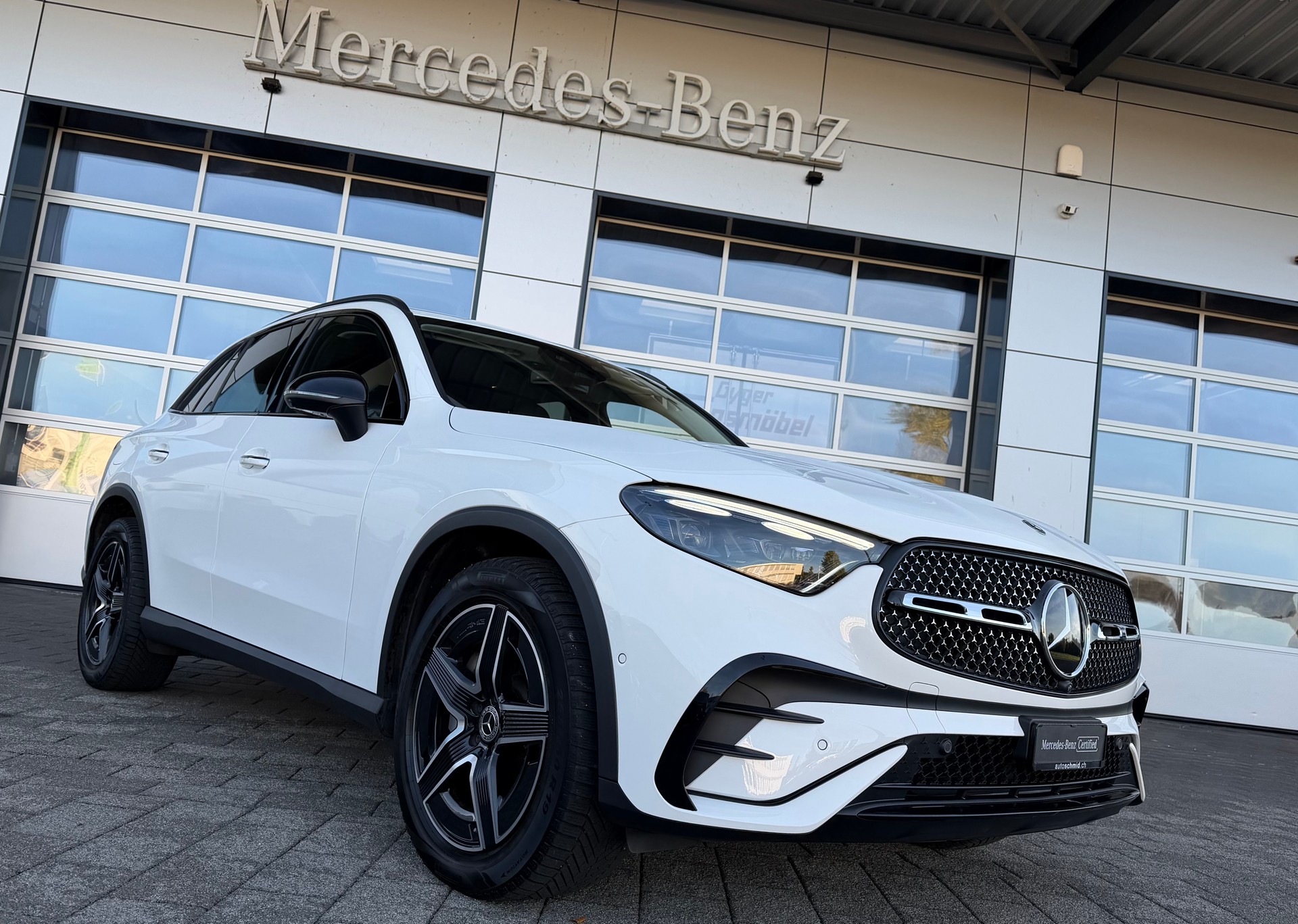 MERCEDES-BENZ GLC 220 d AMG Line 4Matic 9G-Tronic-image-0
