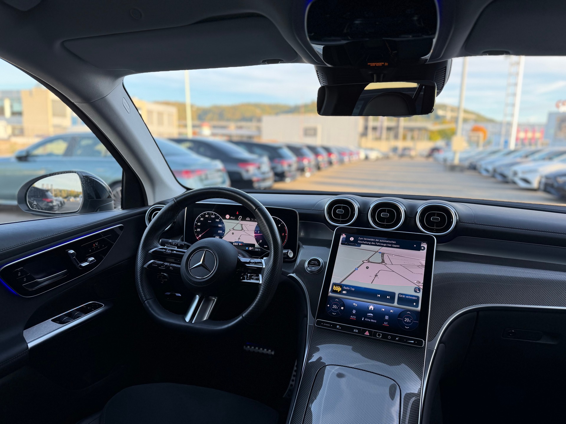 MERCEDES-BENZ GLC 220 d AMG Line 4Matic 9G-Tronic-image-5