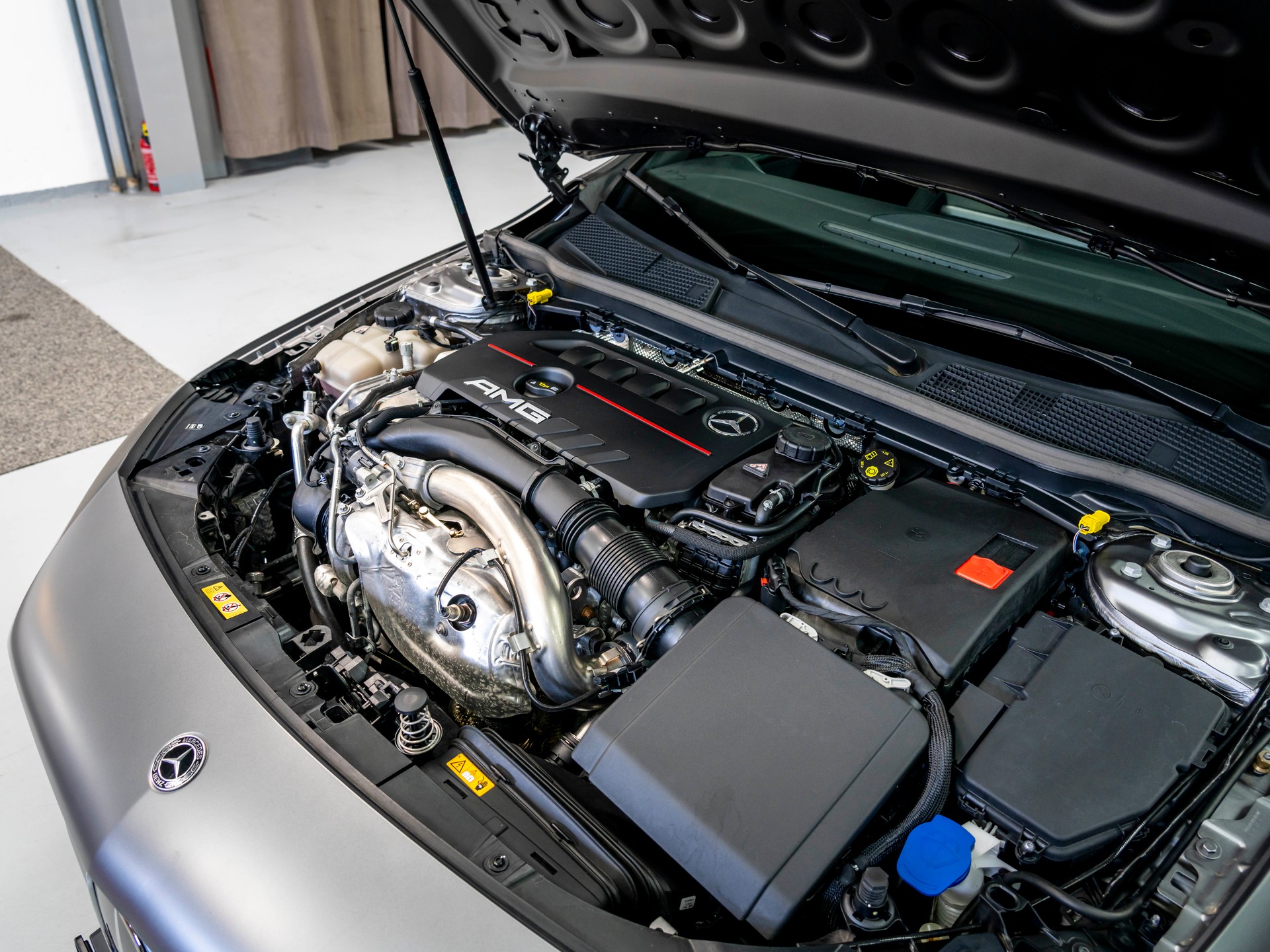 MERCEDES-BENZ A 35 AMG 4Matic Speedshift-image-28