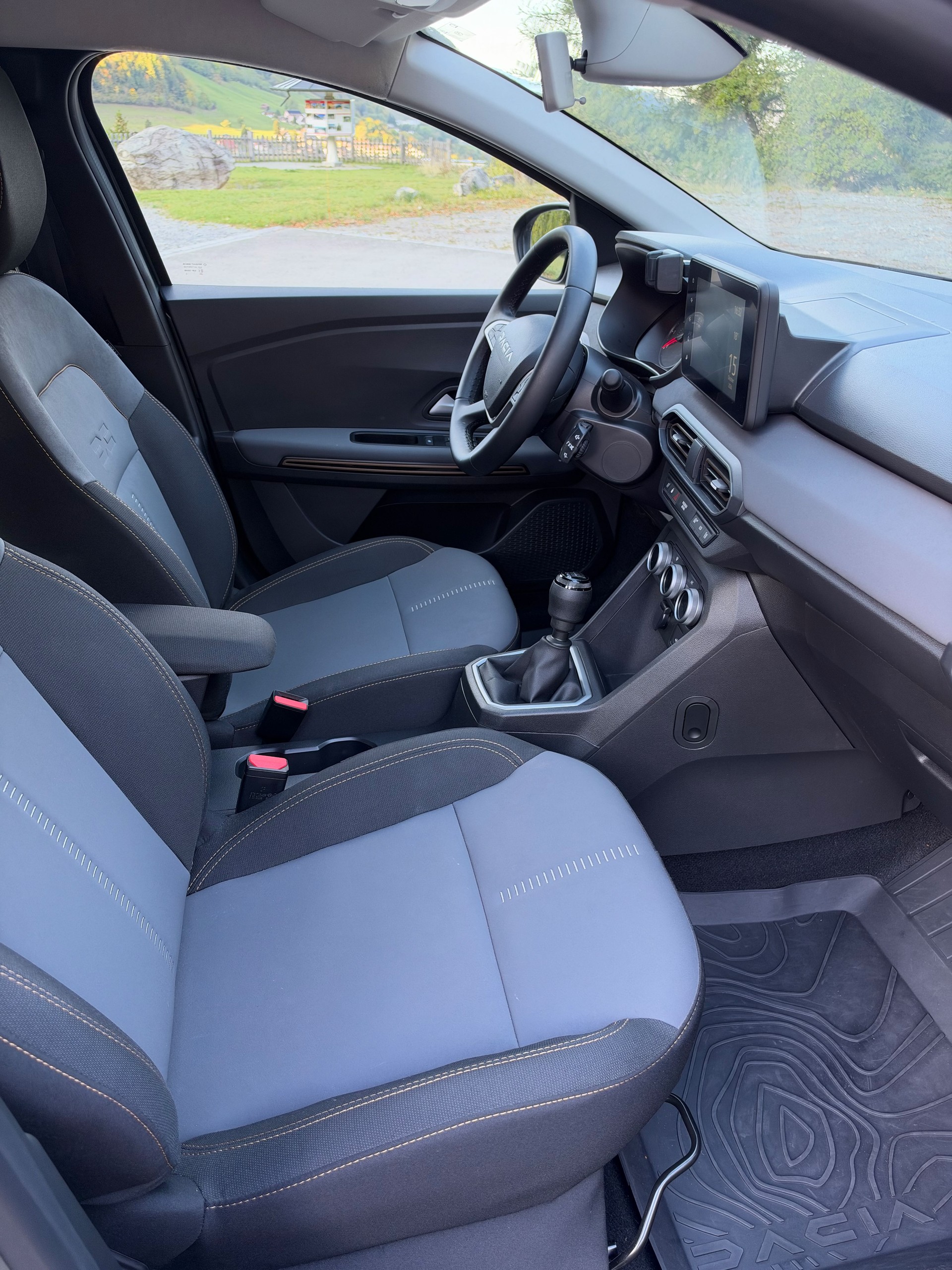 DACIA 1.0 TCe 110 Stepway Extreme+-image-3