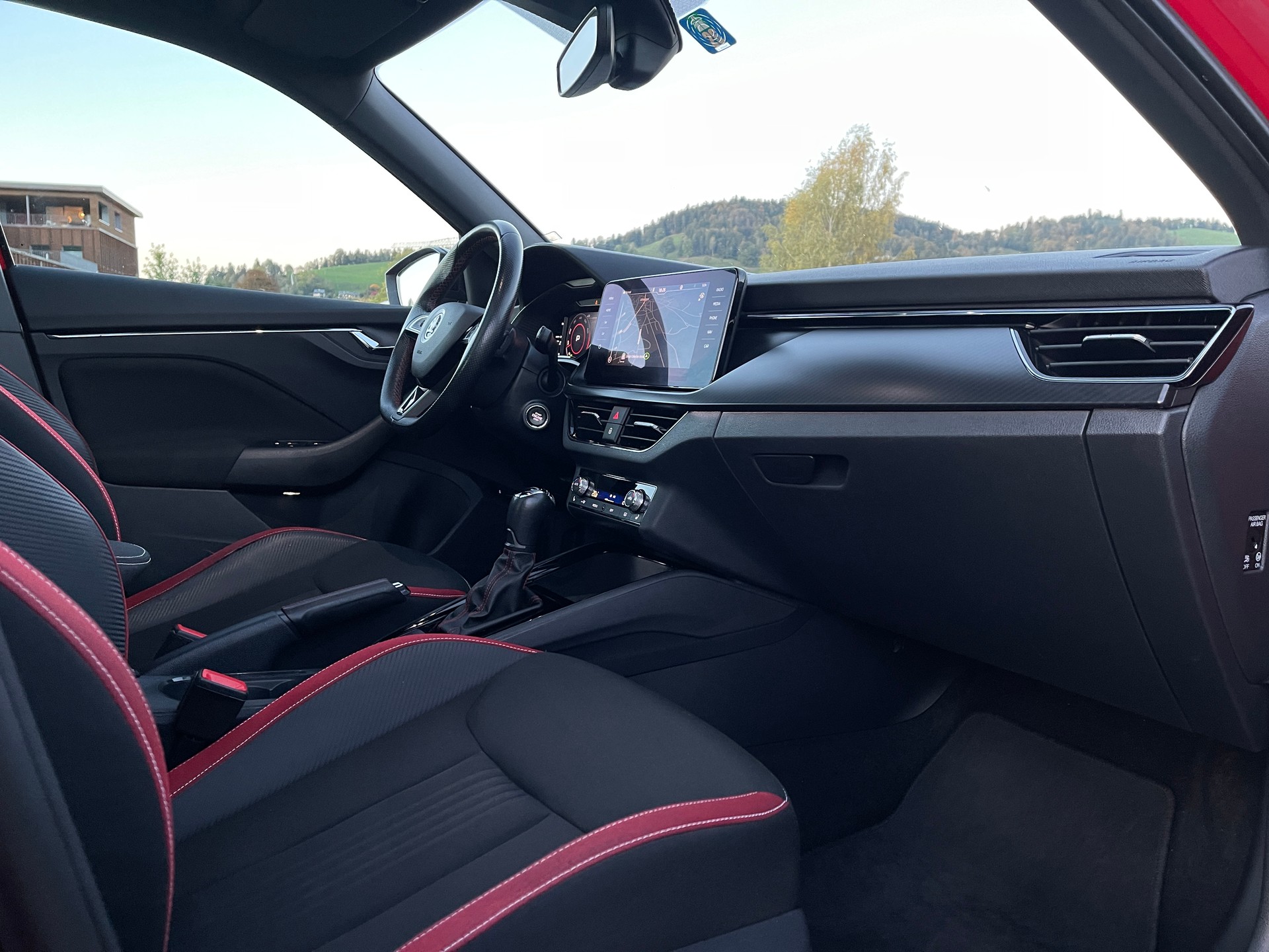 SKODA Kamiq 1.5 TSI ACT Monte Carlo DSG-image-4