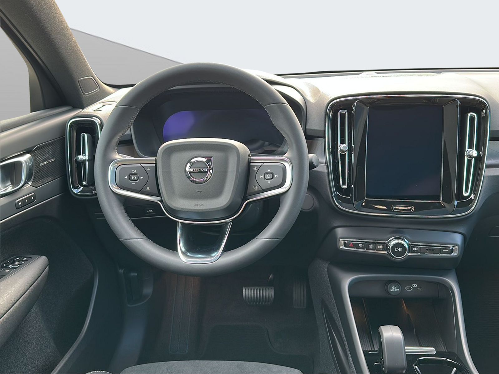VOLVO C40 E80 Ultimate-image-12
