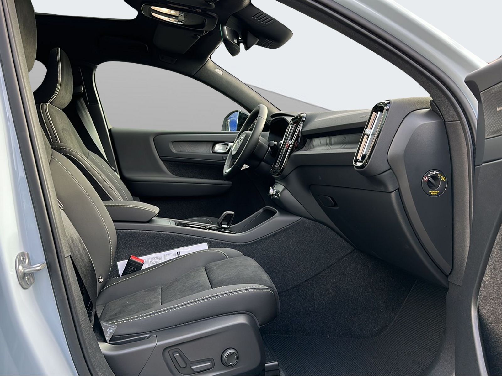 VOLVO C40 E80 Ultimate-image-14