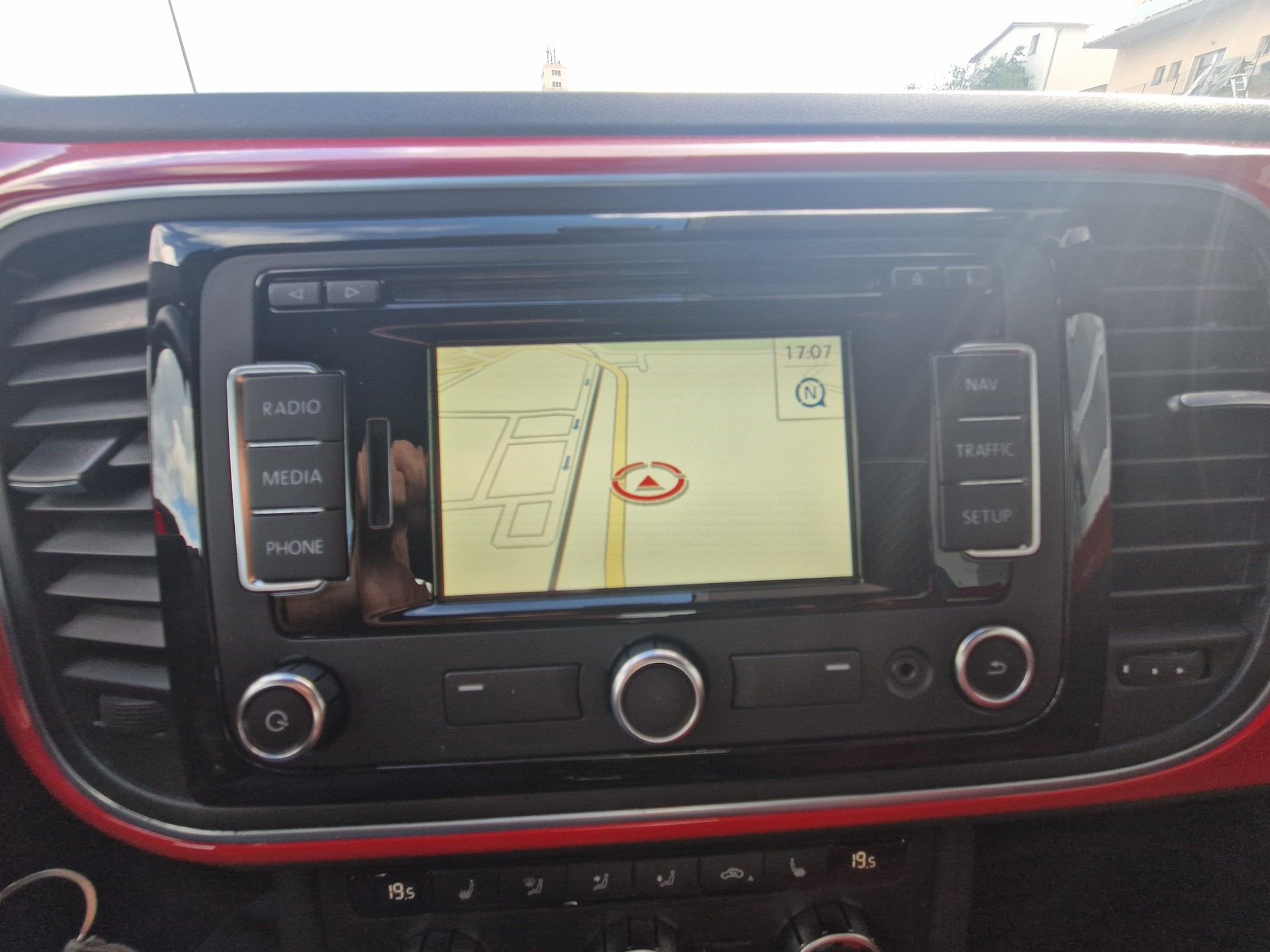 VW New Beetle 1.2 TSI Design-image-10