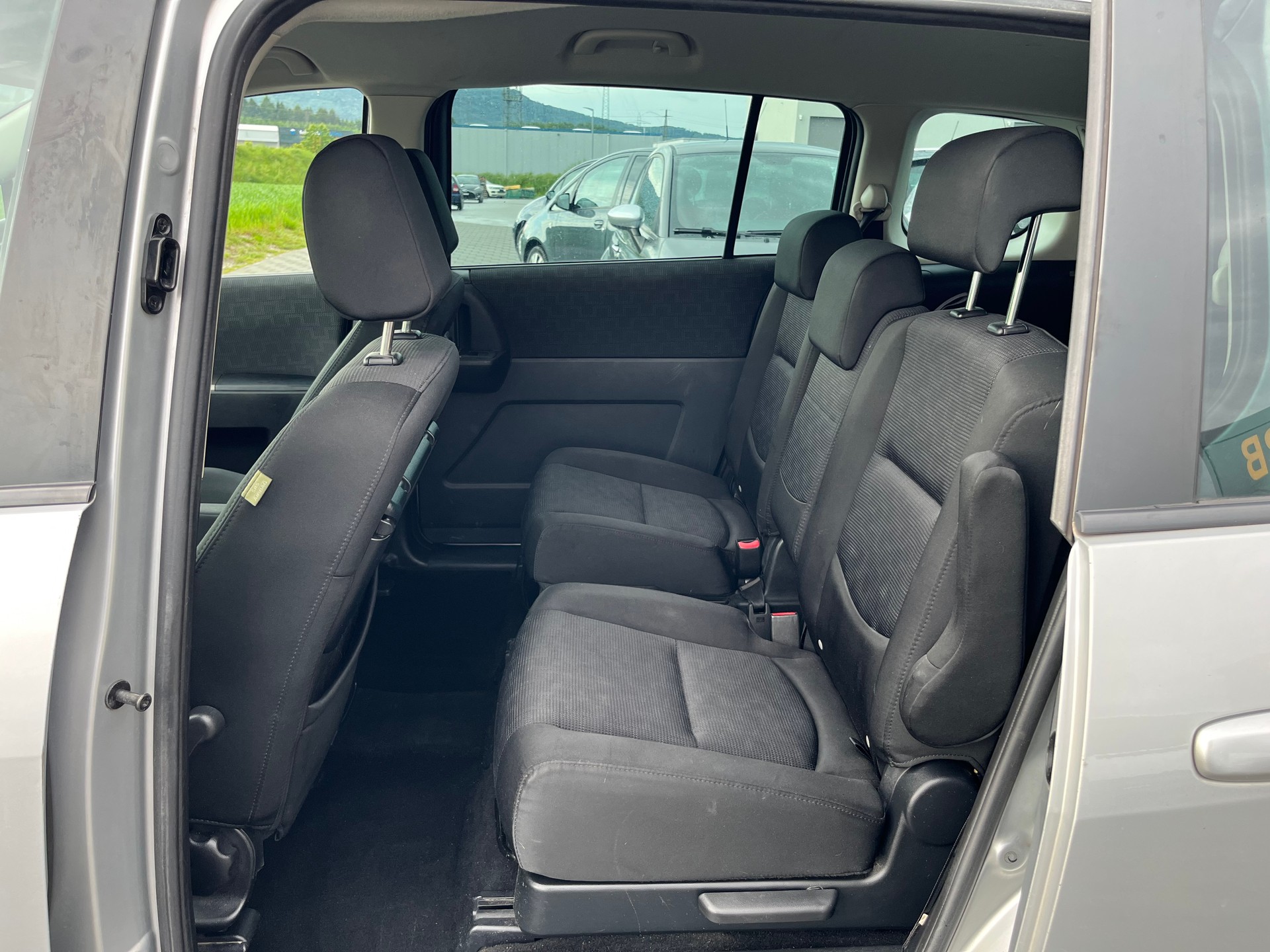 MAZDA 5 2.0 16V Confort-image-7