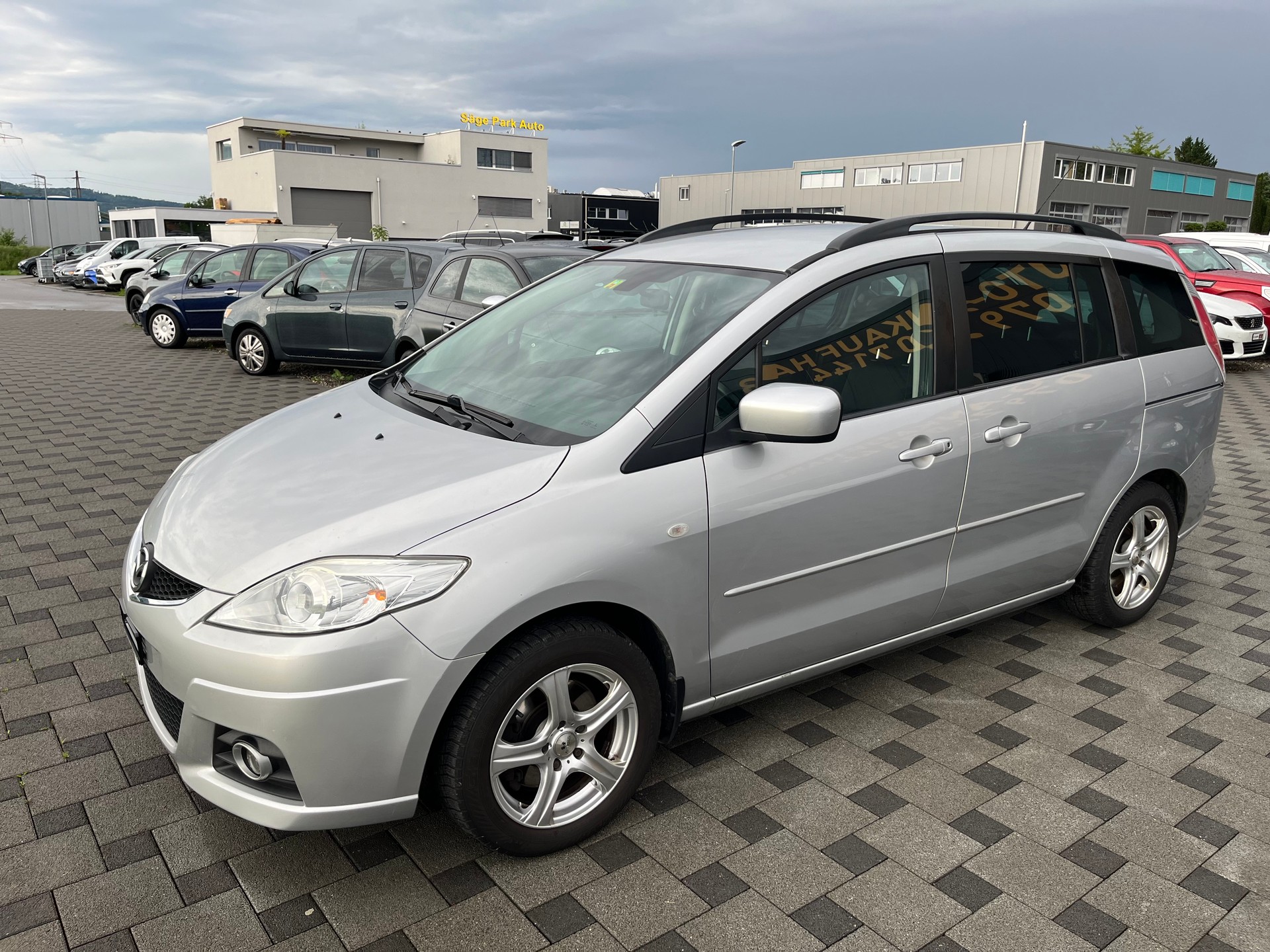 MAZDA 5 2.0 16V Confort-image-1