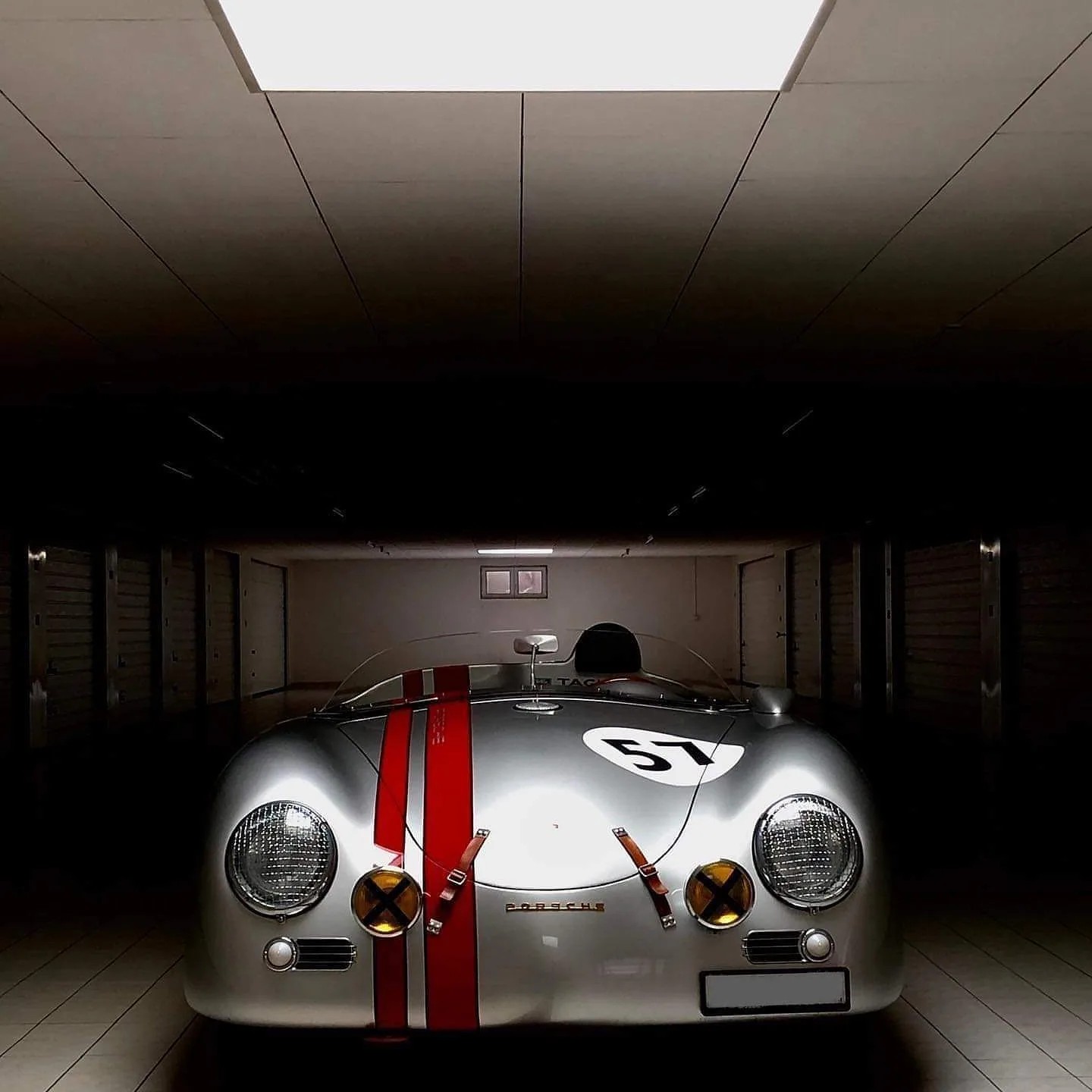 PORSCHE 356 Speedster Replika-image-3
