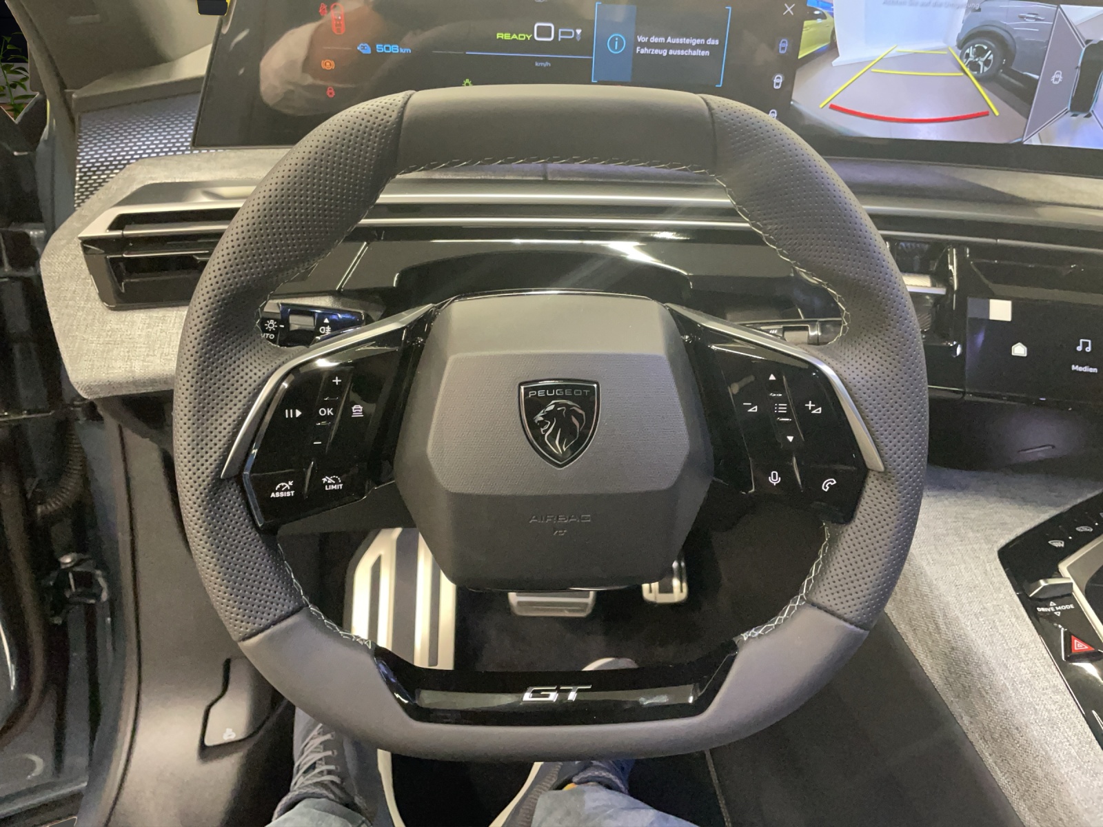 PEUGEOT 3008 NEW 73kWh GT-image-13