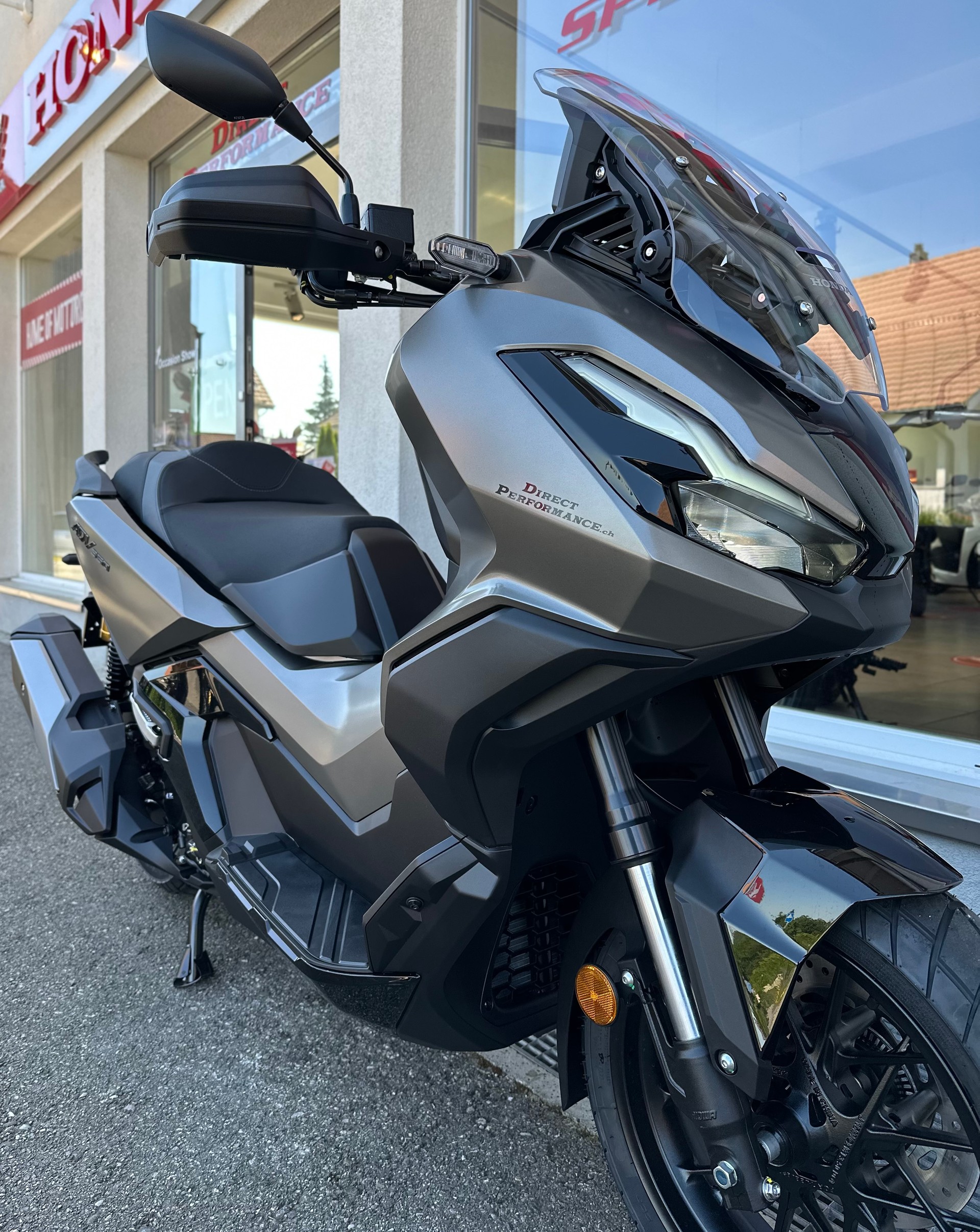 HONDA ADV 350-image-5