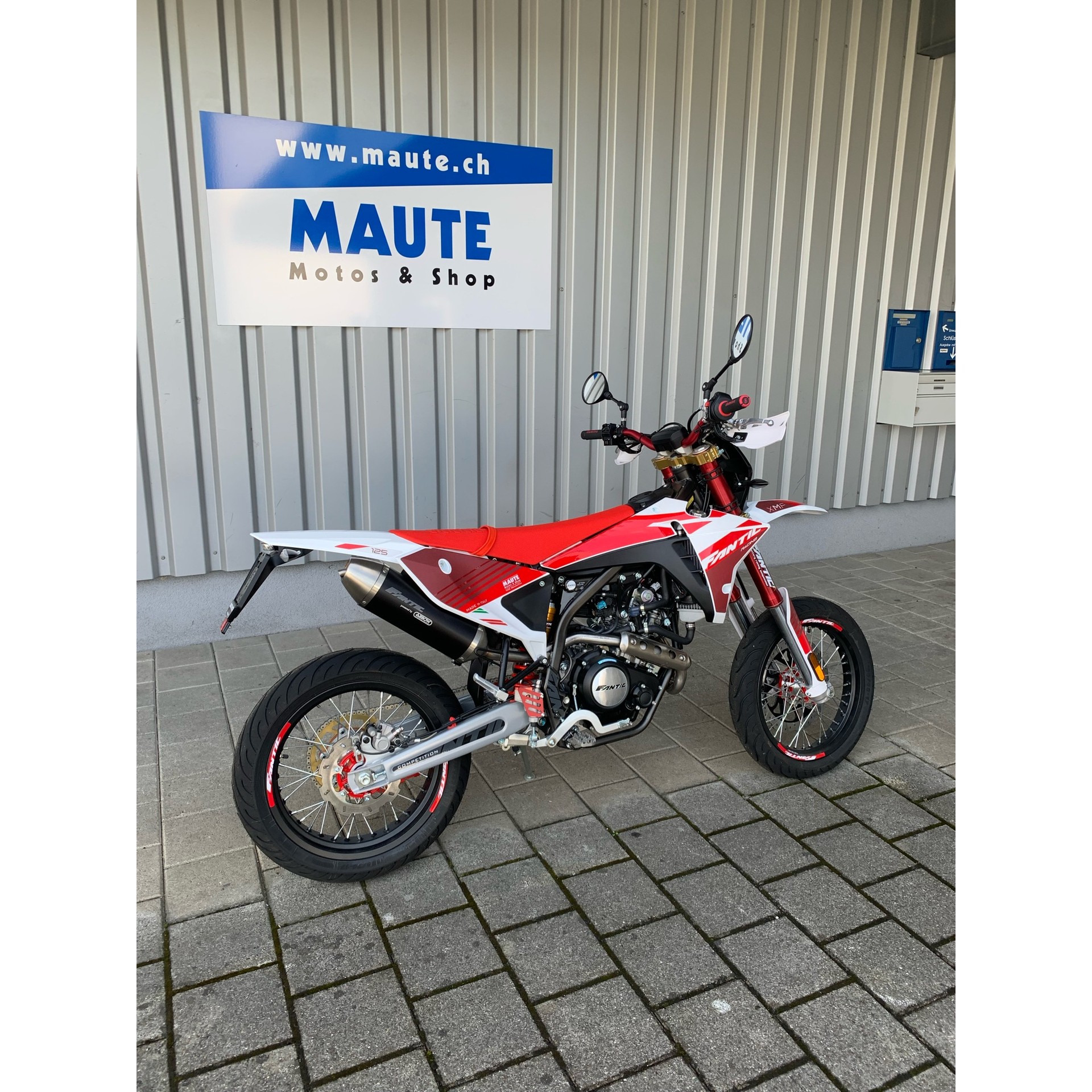 FANTIC XMF 125 Competition Motard-showroom-element-2