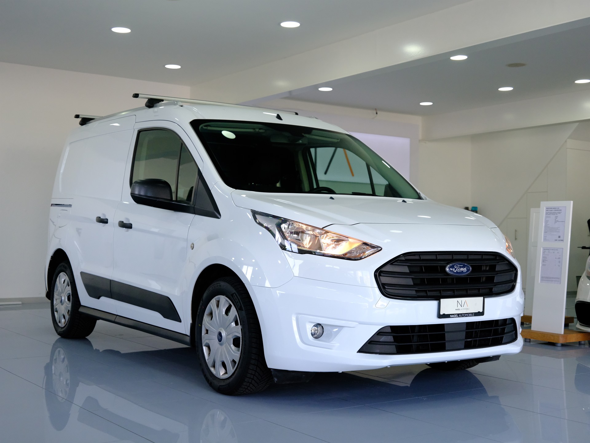FORD Transit Connect Van T200 1.0 EcoBoost Trend-image-1