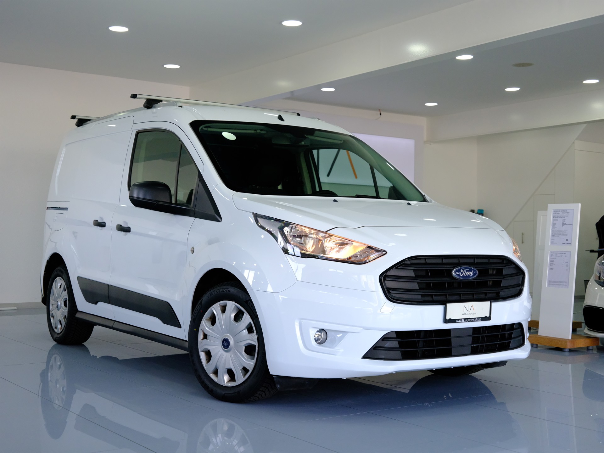 FORD Transit Connect Van T200 1.0 EcoBoost Trend-image-0
