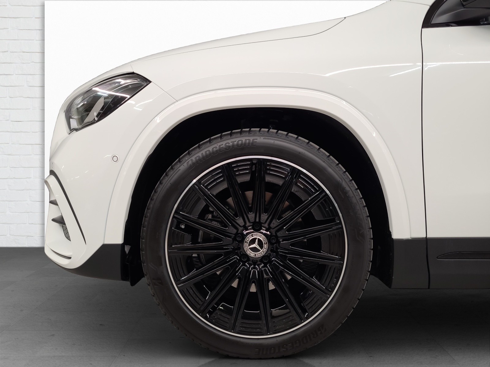 MERCEDES-BENZ GLA 200 Night Star-image-5