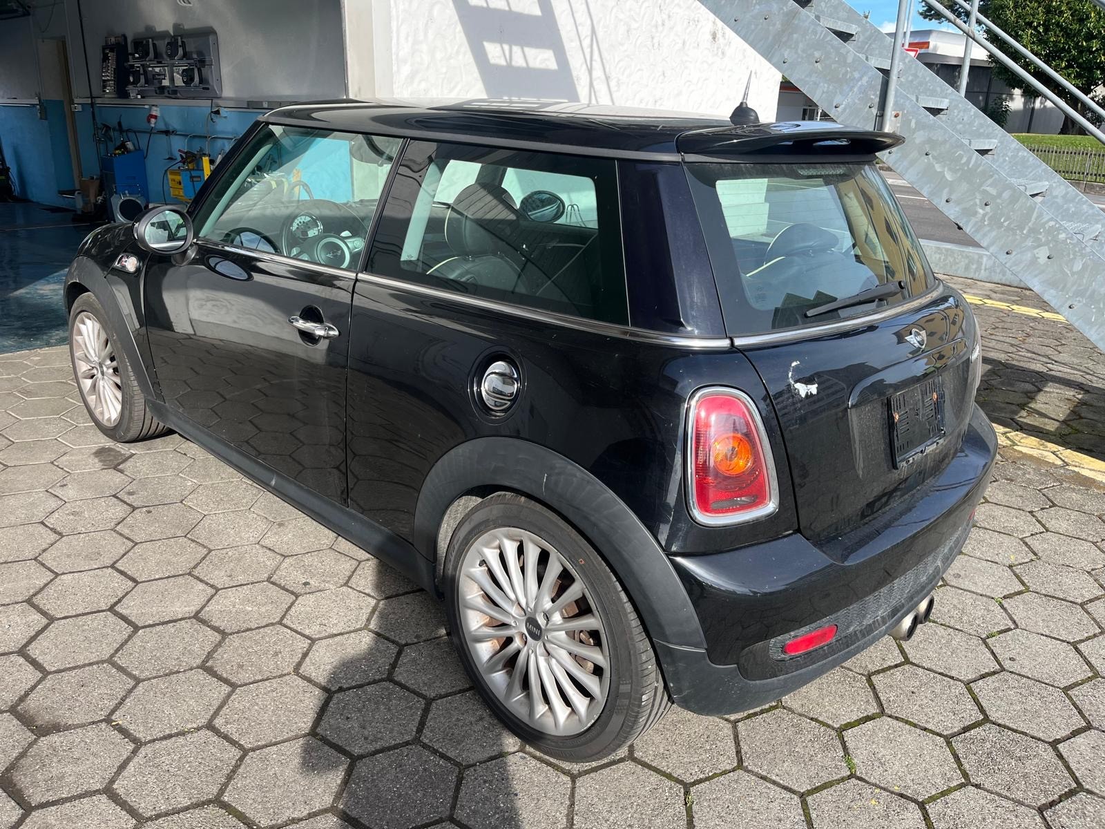 MINI Cooper S Steptronic-image-3