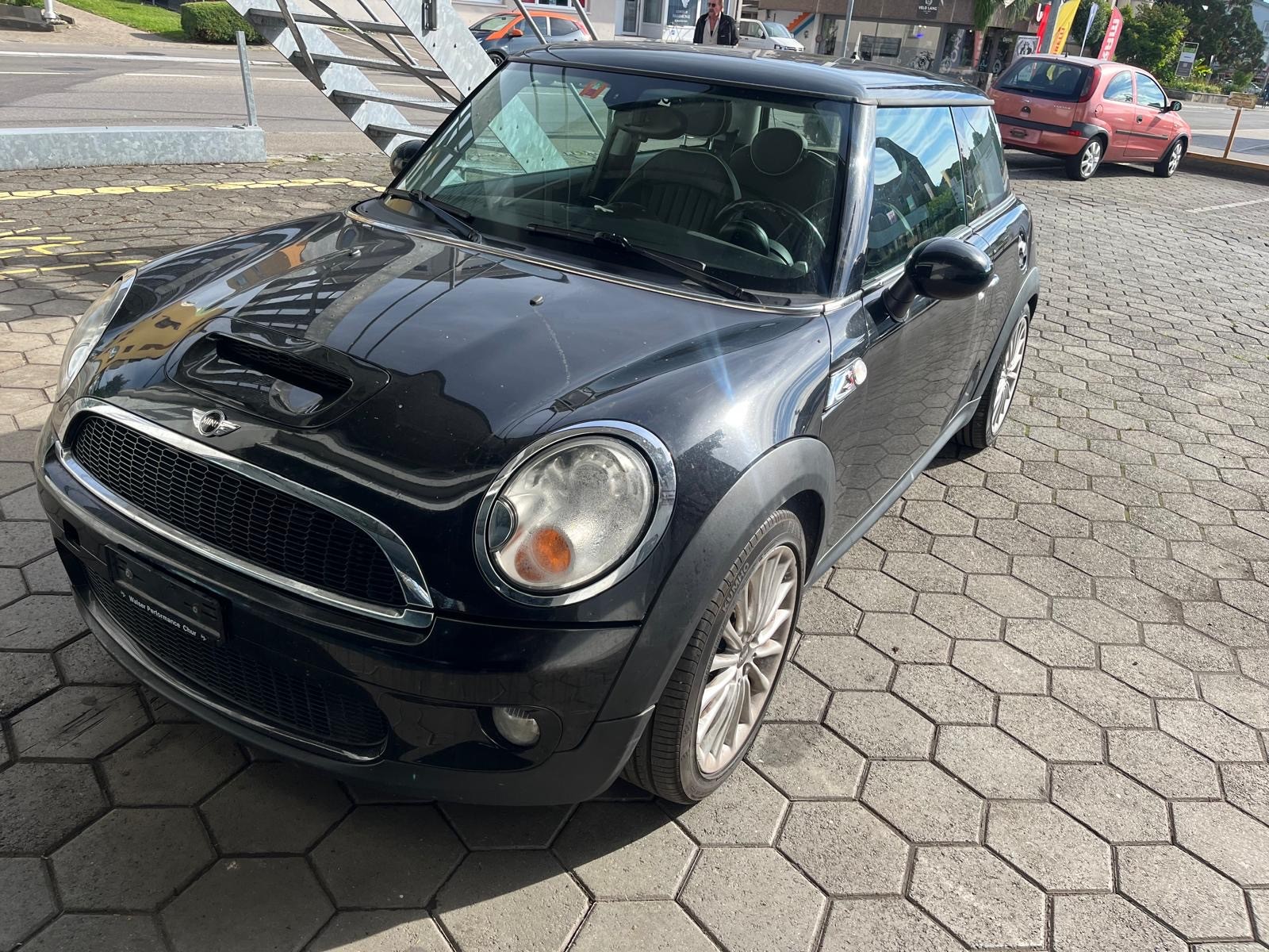 MINI Cooper S Steptronic-image-2