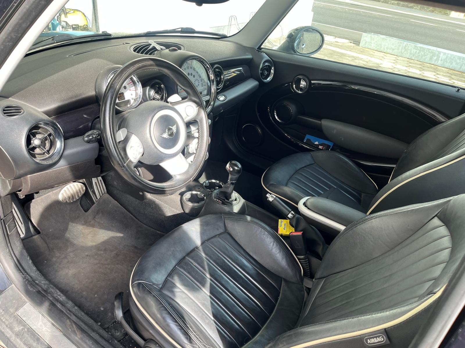 MINI Cooper S Steptronic-image-5
