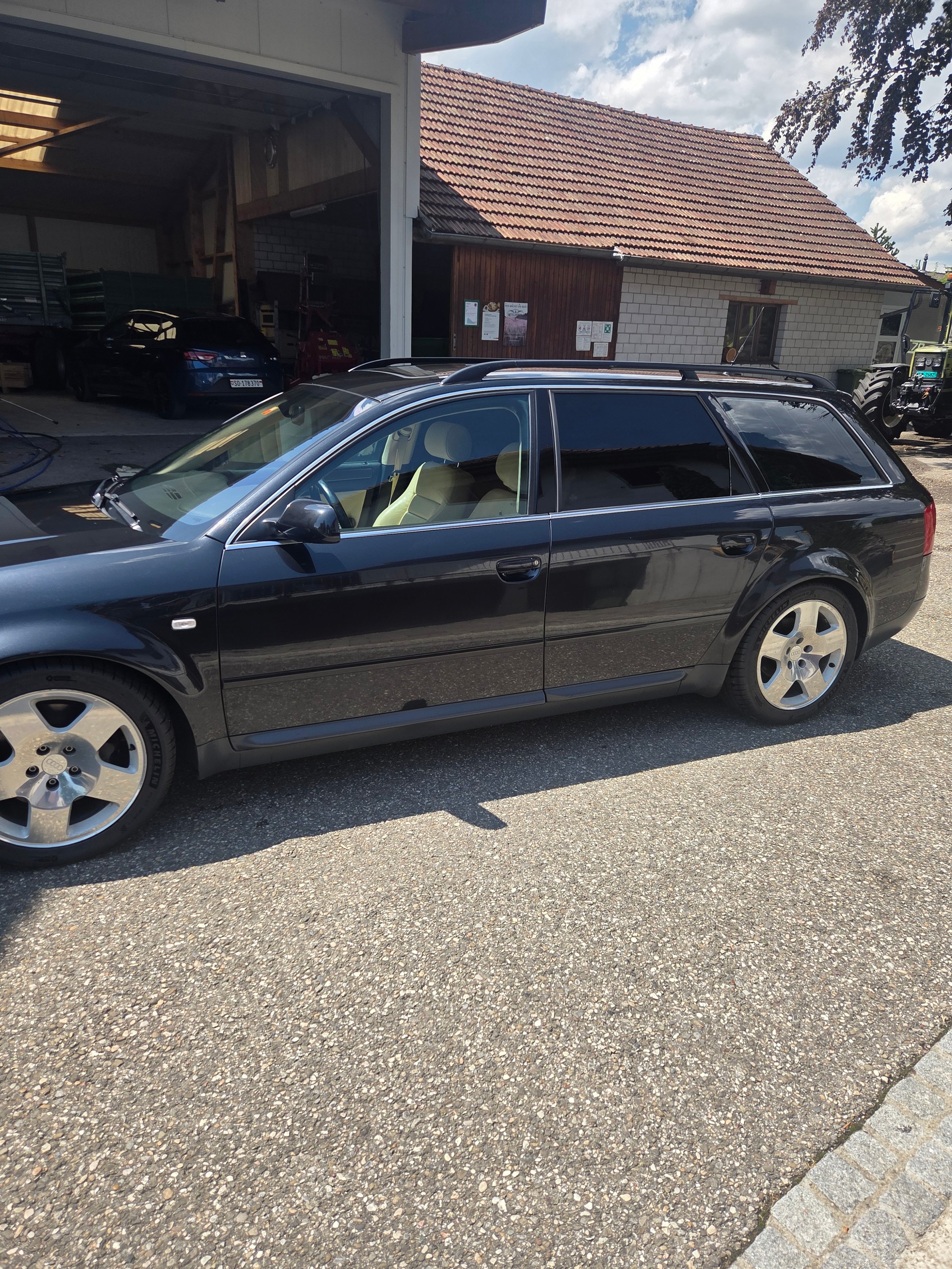 AUDI A6 4.2 quattro Advance tiptronic-image-1