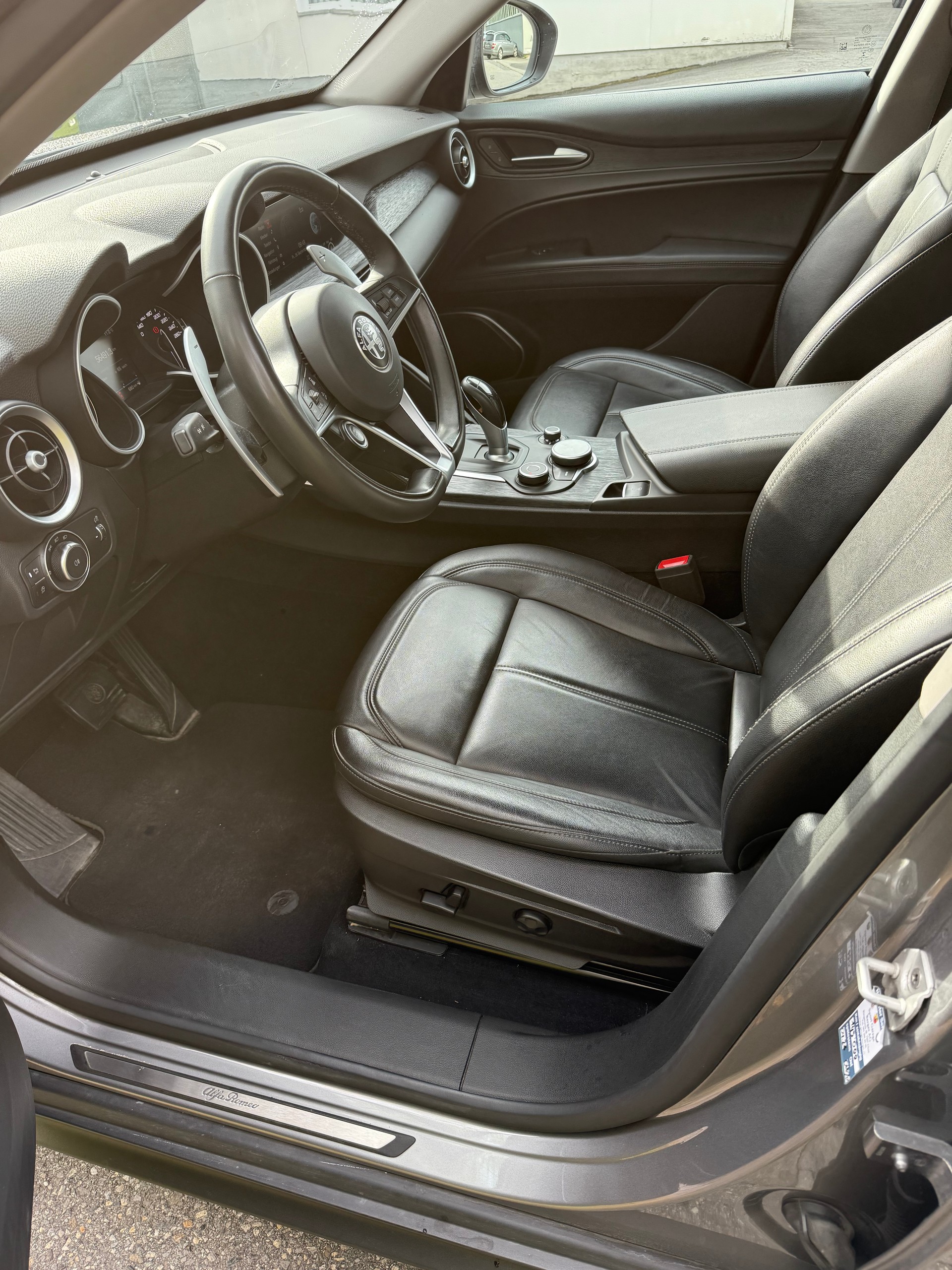 ALFA ROMEO Stelvio 2.0 TI Q4 Automatic-image-4