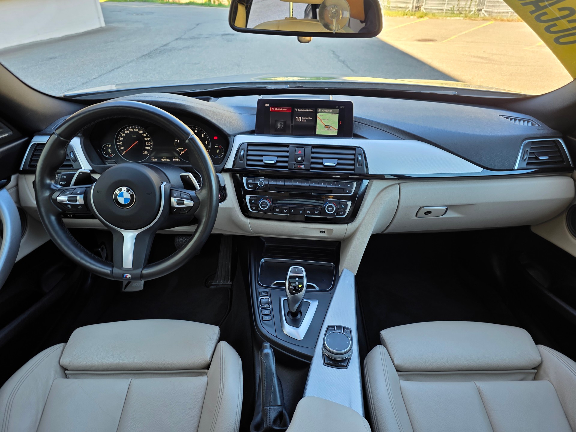 BMW 340i GT xDrive Luxury Line Steptronic-image-14