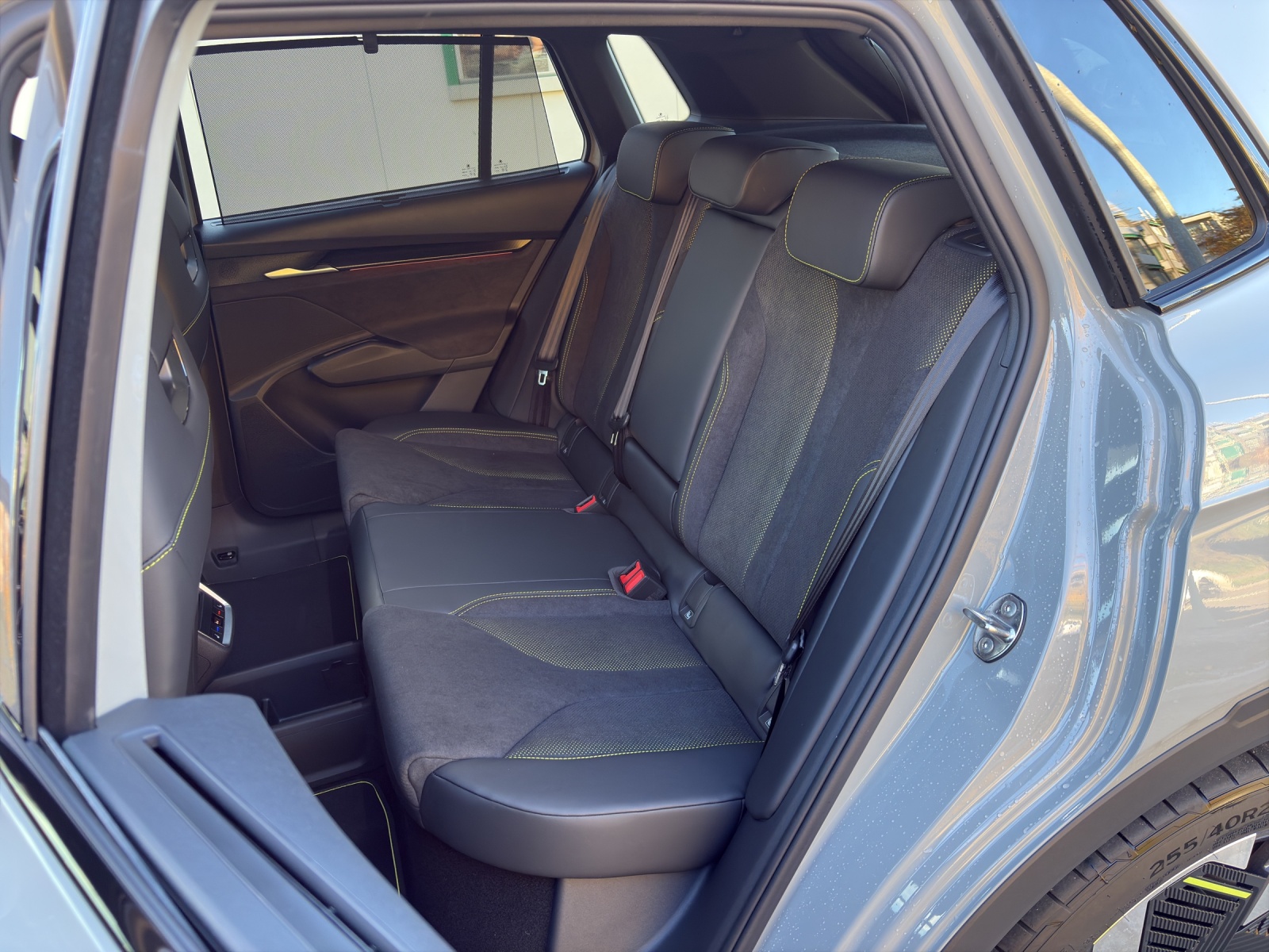 SKODA Elroq 85 RS 4x4-image-8