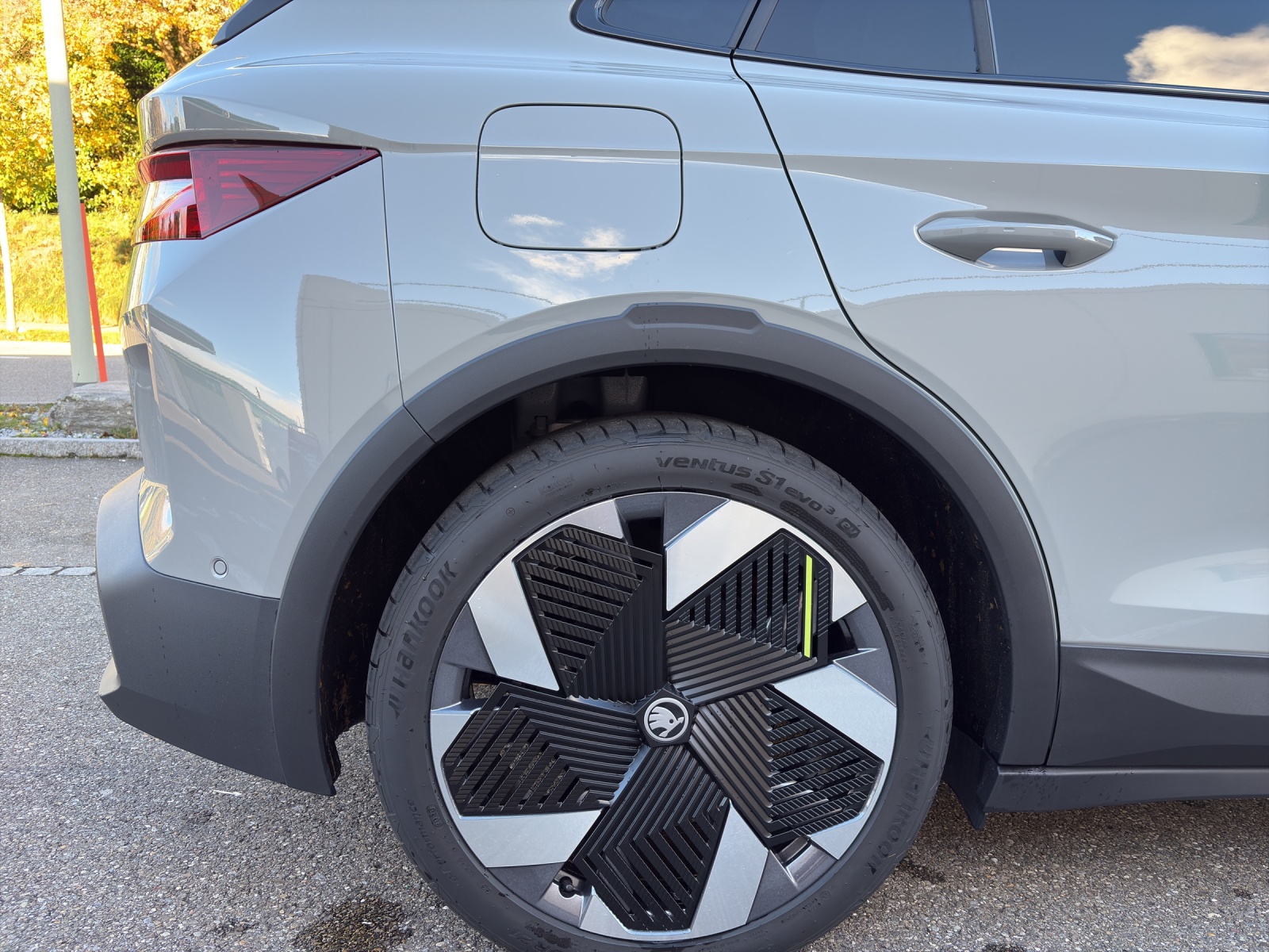 SKODA Elroq 85 RS 4x4-image-15