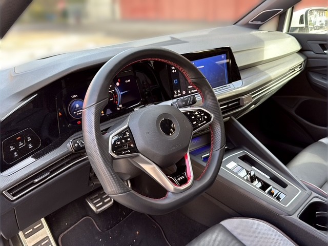 VW Golf 2.0 TSI GTI Clubsport 45 DSG-image-6