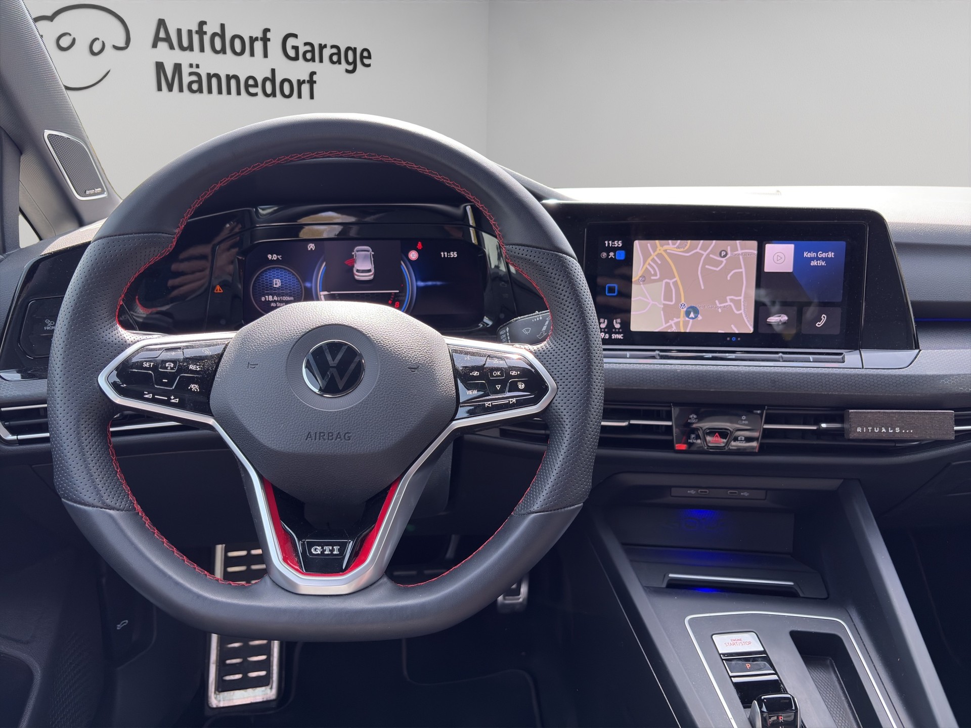 VW Golf 2.0 TSI GTI Clubsport 45 DSG-image-10