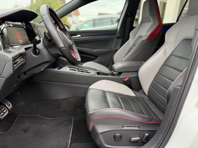 VW Golf 2.0 TSI GTI Clubsport 45 DSG-image-1