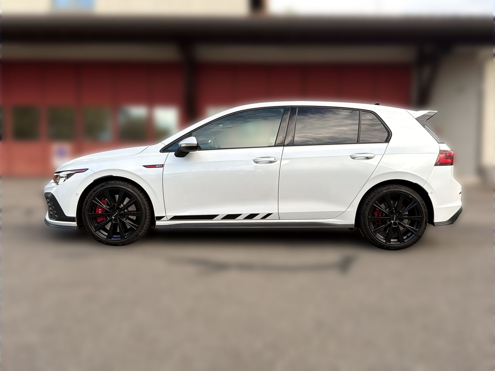 VW Golf 2.0 TSI GTI Clubsport 45 DSG-image-8