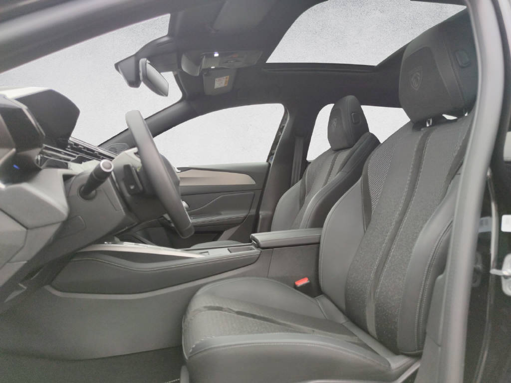 PEUGEOT 308 SW 1.6 PHEV 180 GT-image-9