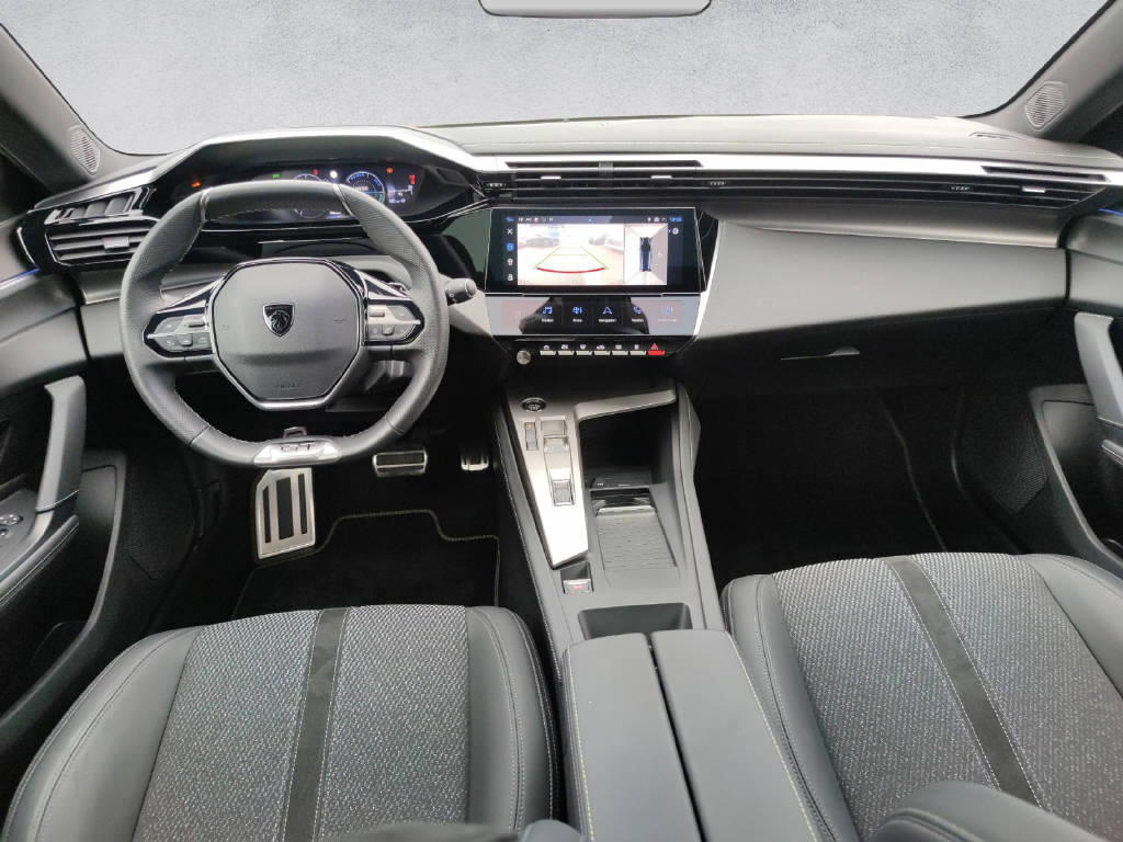 PEUGEOT 308 SW 1.6 PHEV 180 GT-image-13
