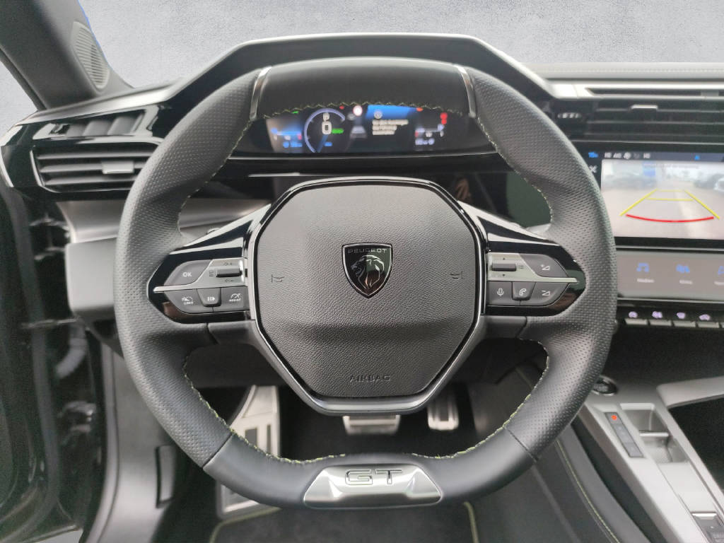 PEUGEOT 308 SW 1.6 PHEV 180 GT-image-11