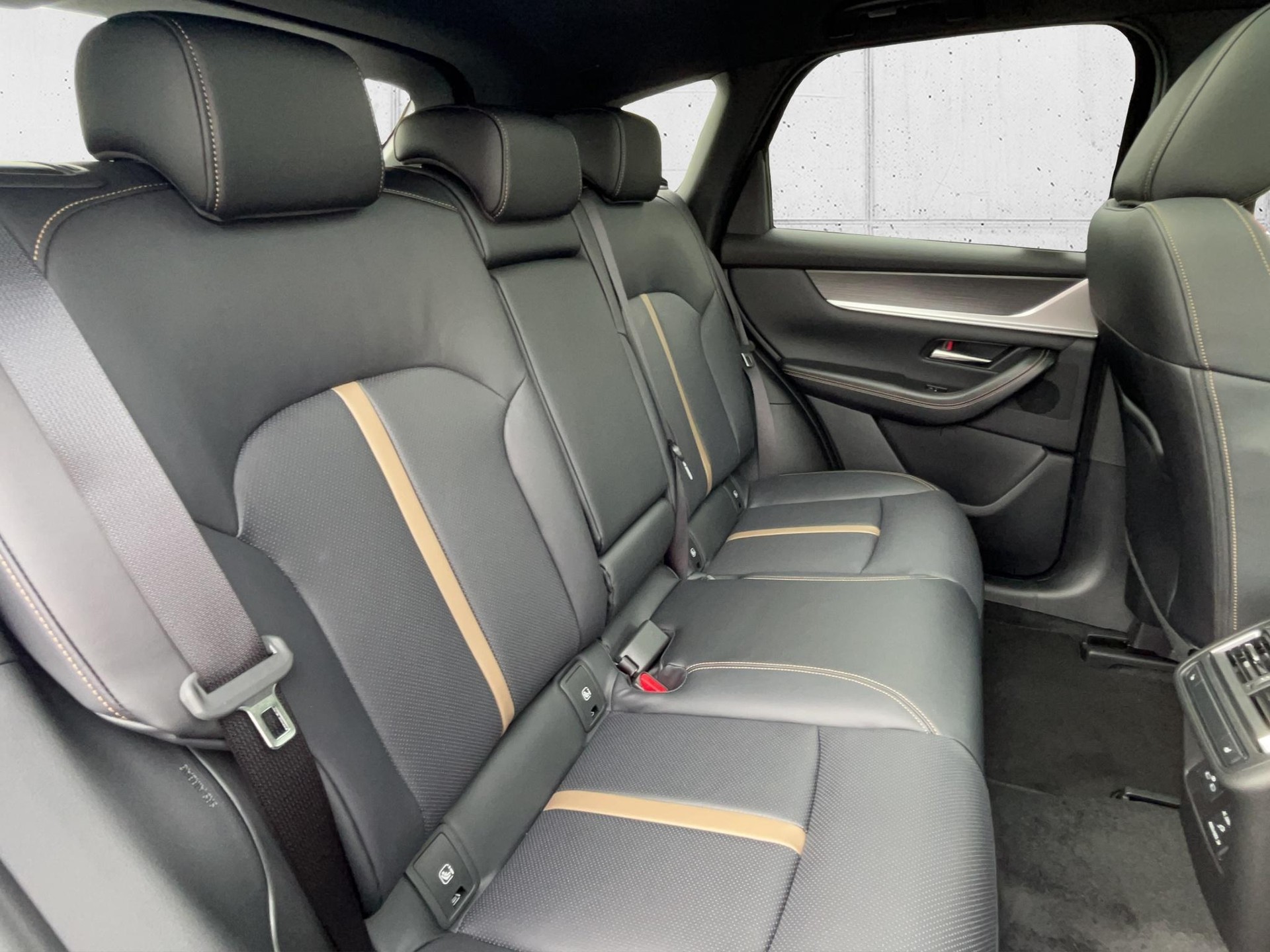 MAZDA CX-60 2.5 PHEV Homura +-image-16
