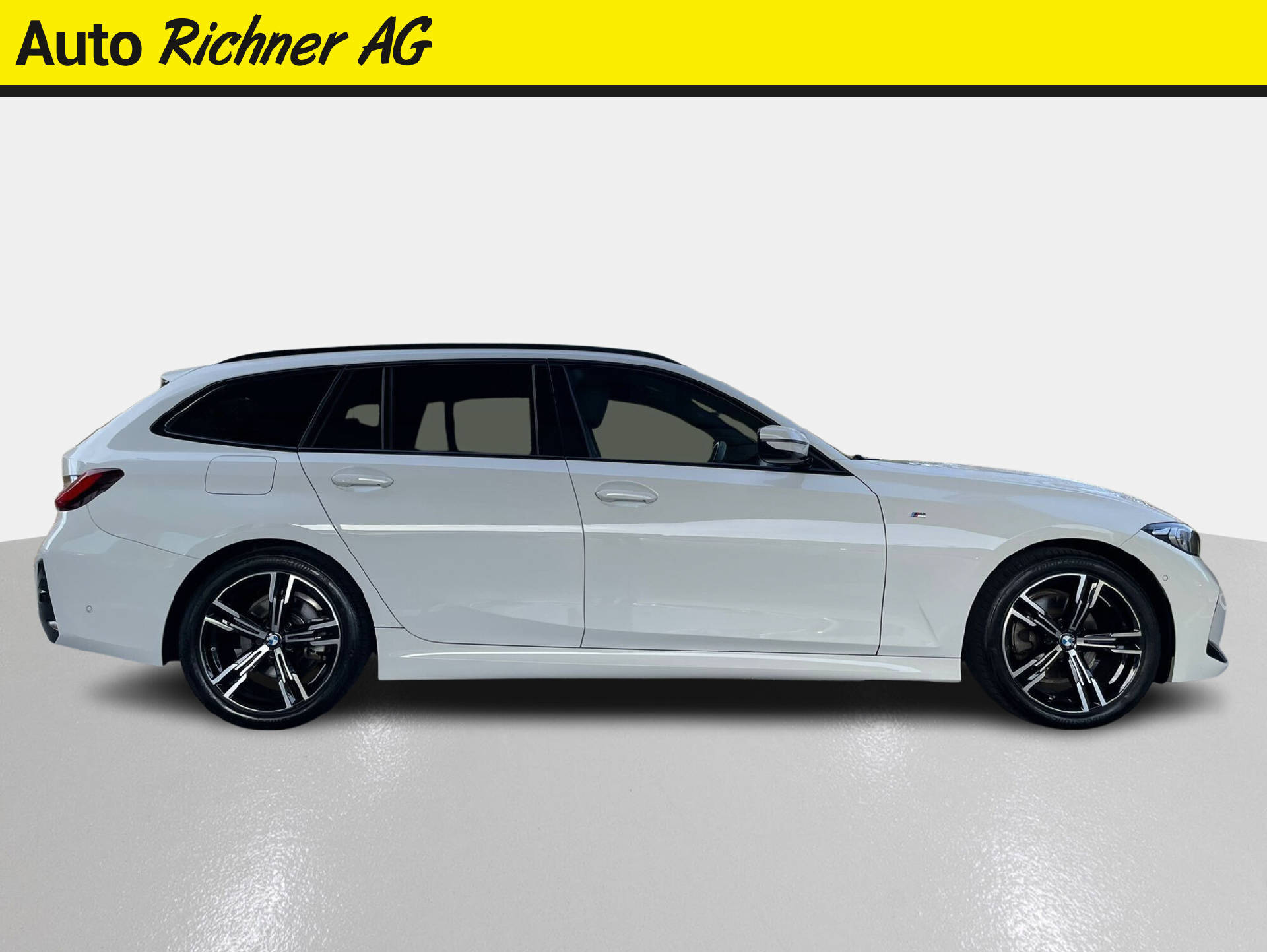 BMW 320d xDrive SAG Touring-image-2