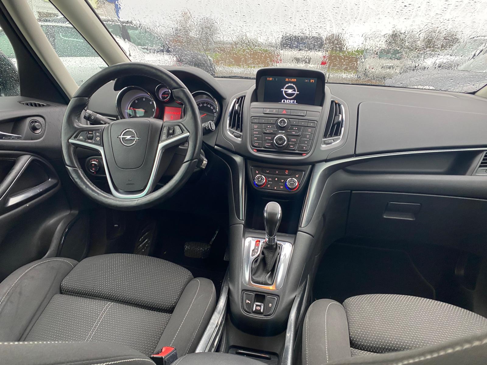 OPEL Zafira Tourer 2.0 CDTi Sport Automatic-image-9
