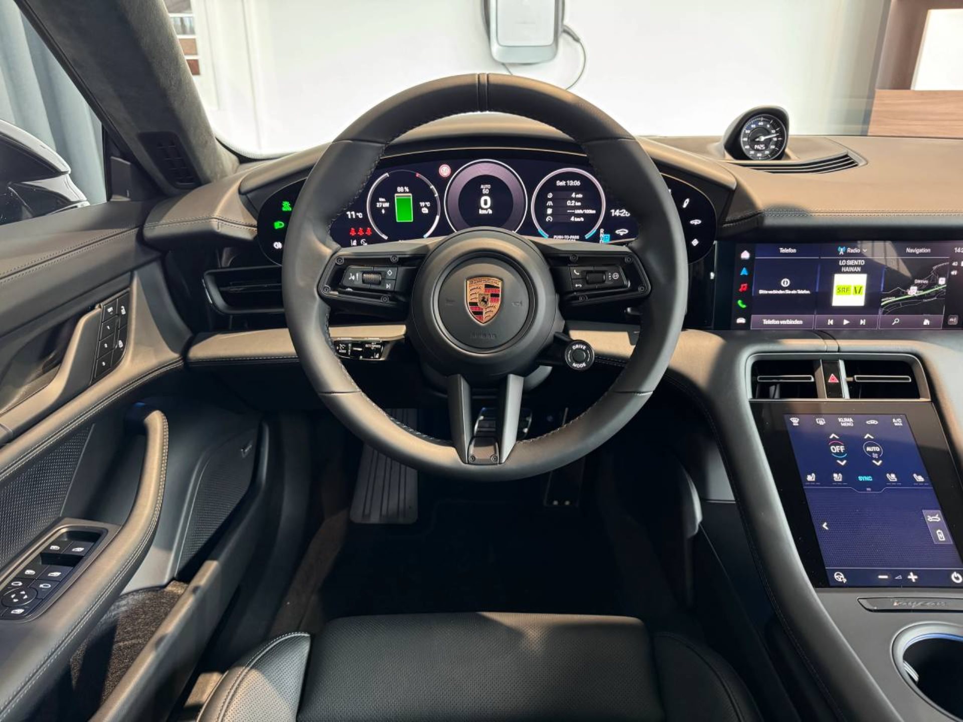 PORSCHE Taycan GTS-image-16