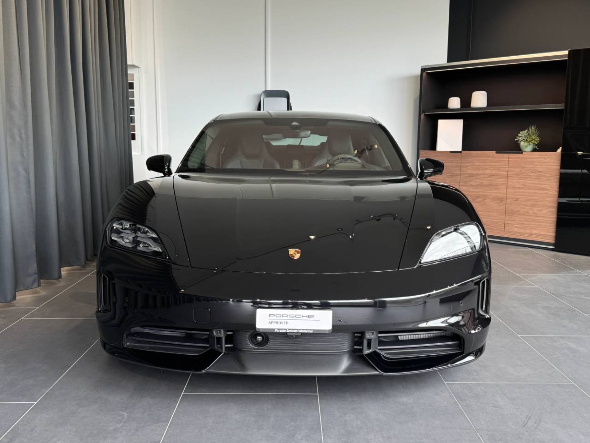 PORSCHE Taycan GTS-image-5