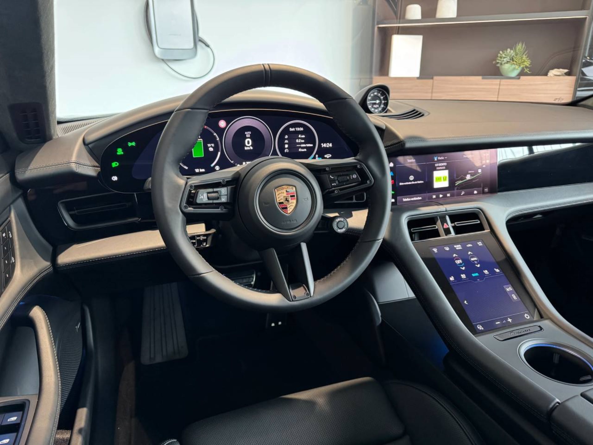 PORSCHE Taycan GTS-image-15
