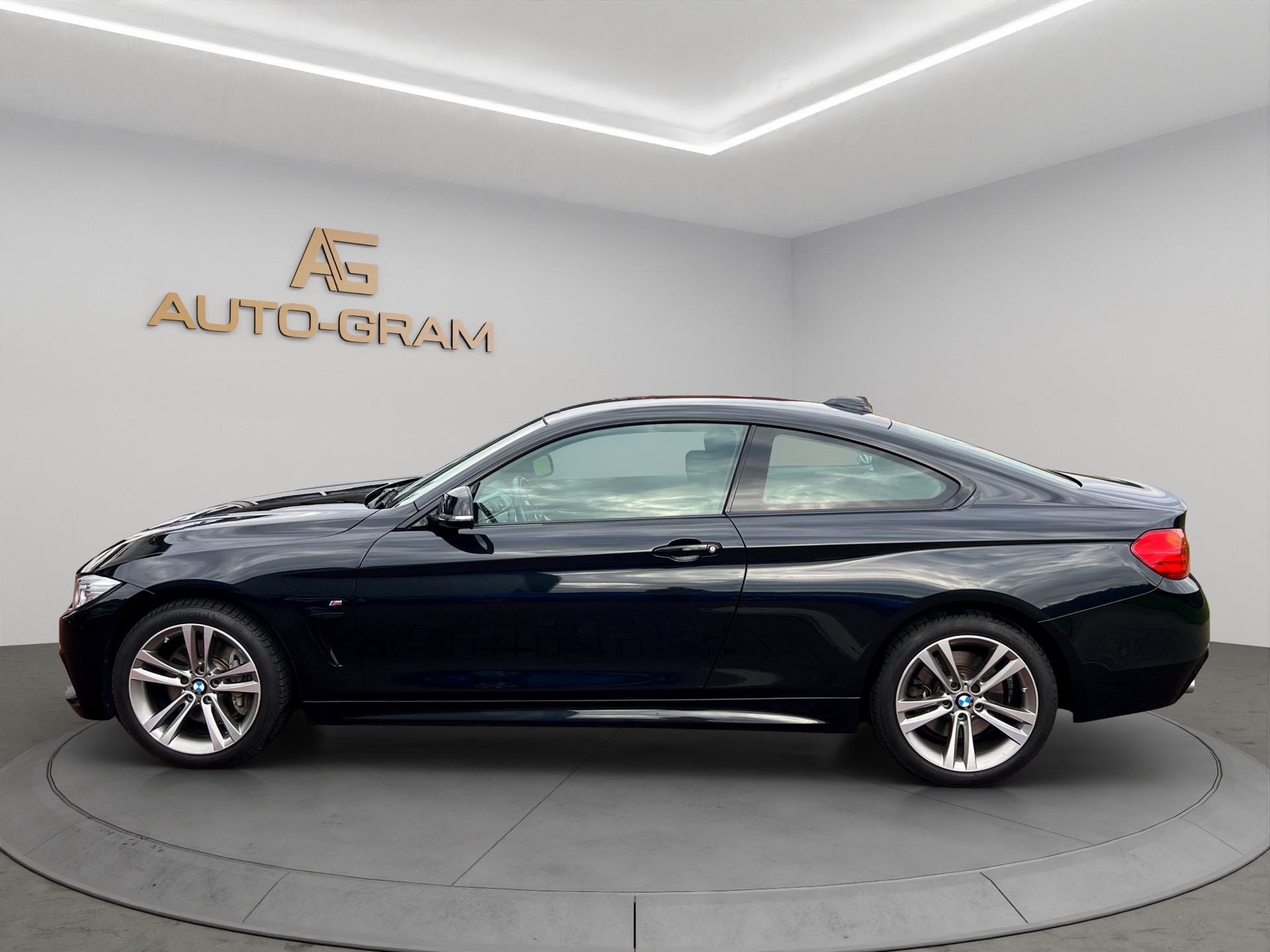 BMW 435d Coupé xDrive Steptronic M-Sportpaket-showroom-element-1